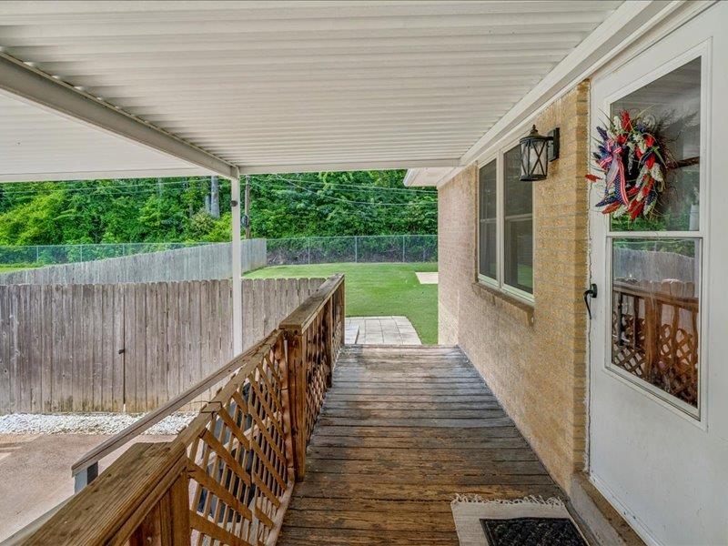 143 Webb St Property Photo 18