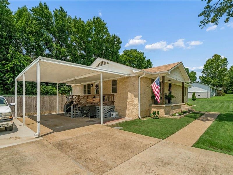 143 Webb St Property Photo 22