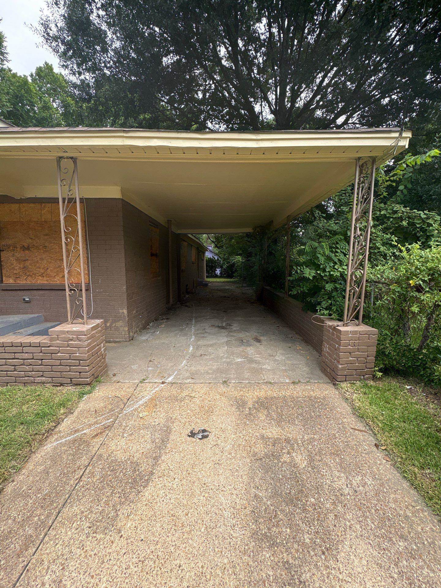 2324 Shasta Ave Property Photo 2