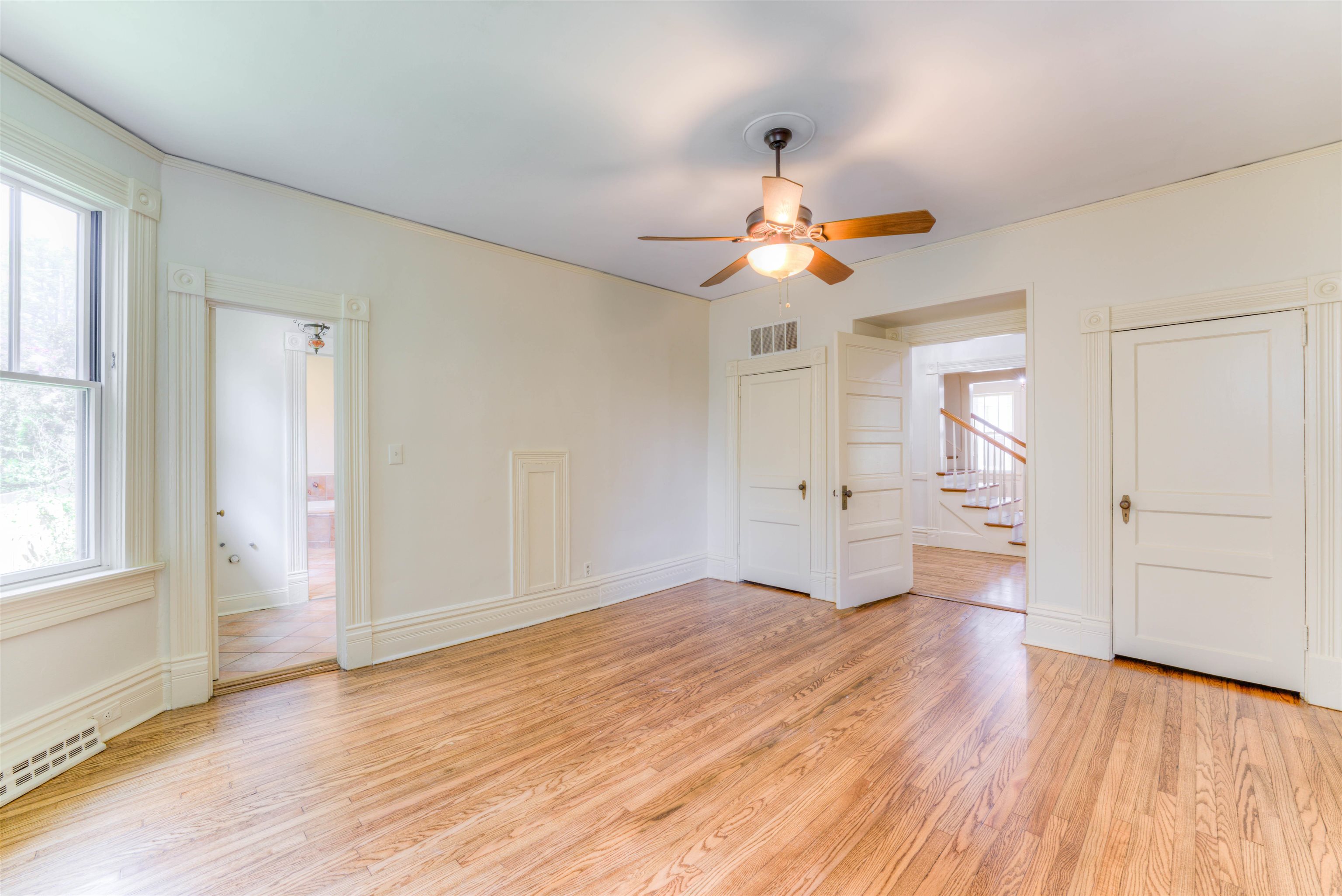 671 S Barksdale St Property Photo 18