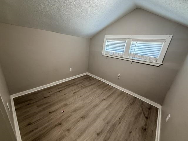 549 Josephine St Property Photo 12
