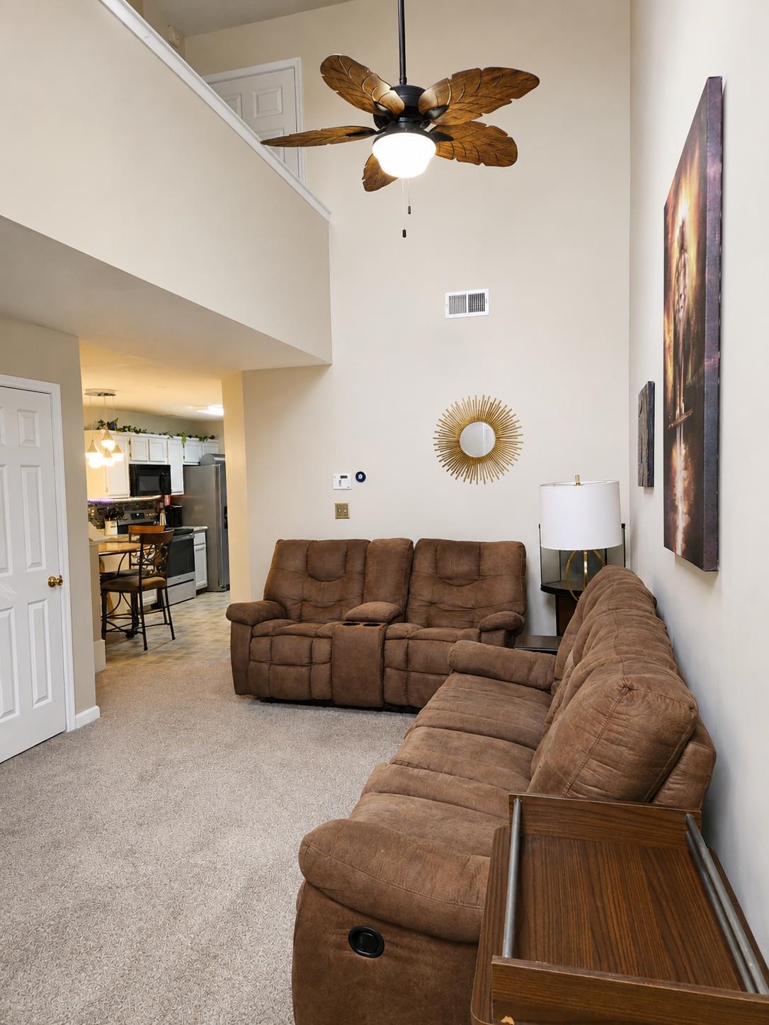 7439 Perrin Ln Property Photo 2