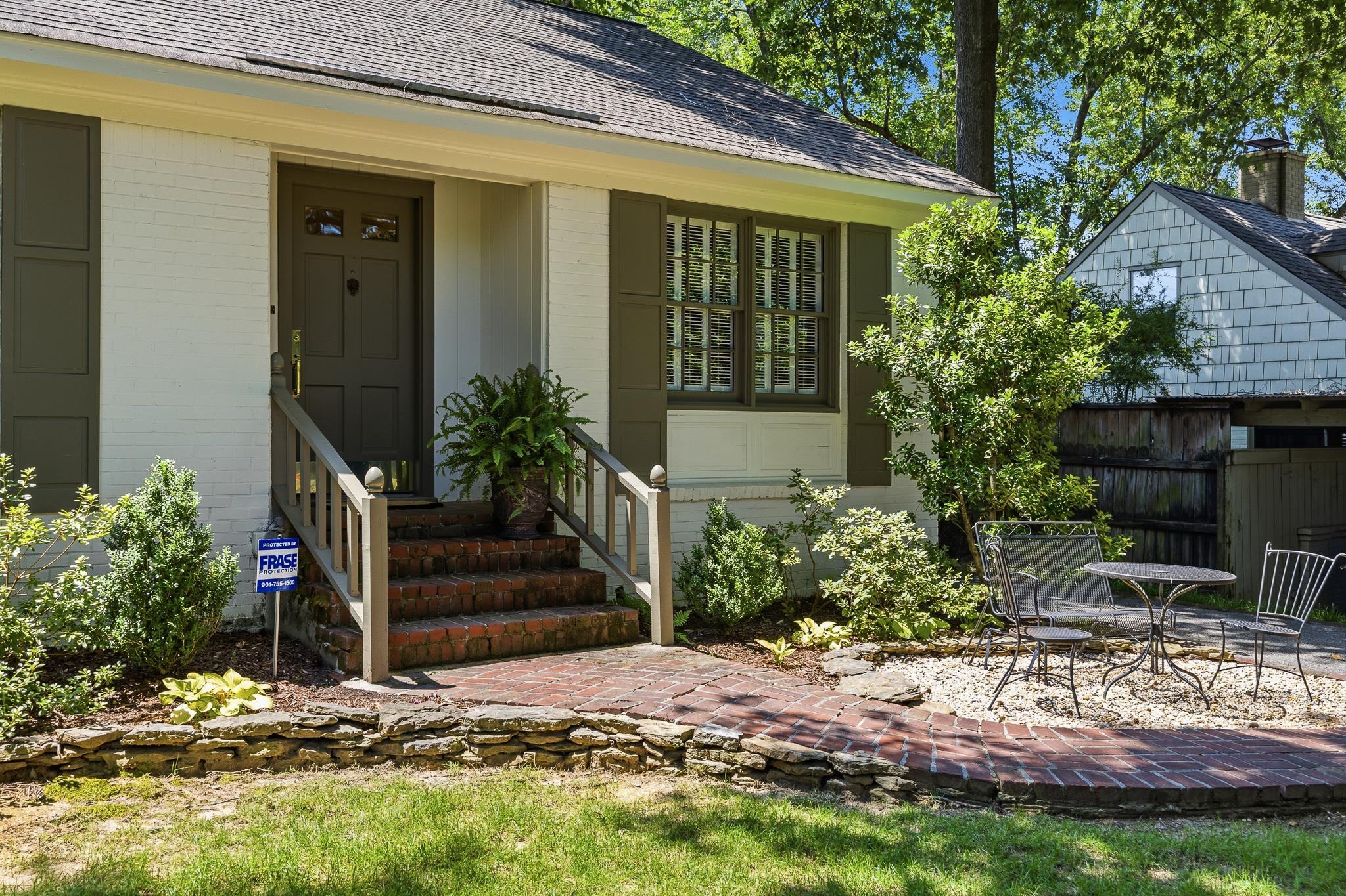 253 Ridgefield Rd Property Photo 3