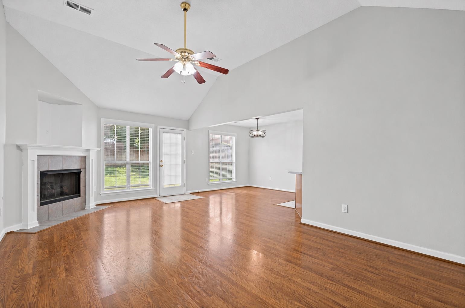 4524 Cedar Leaf Cv Property Photo 5