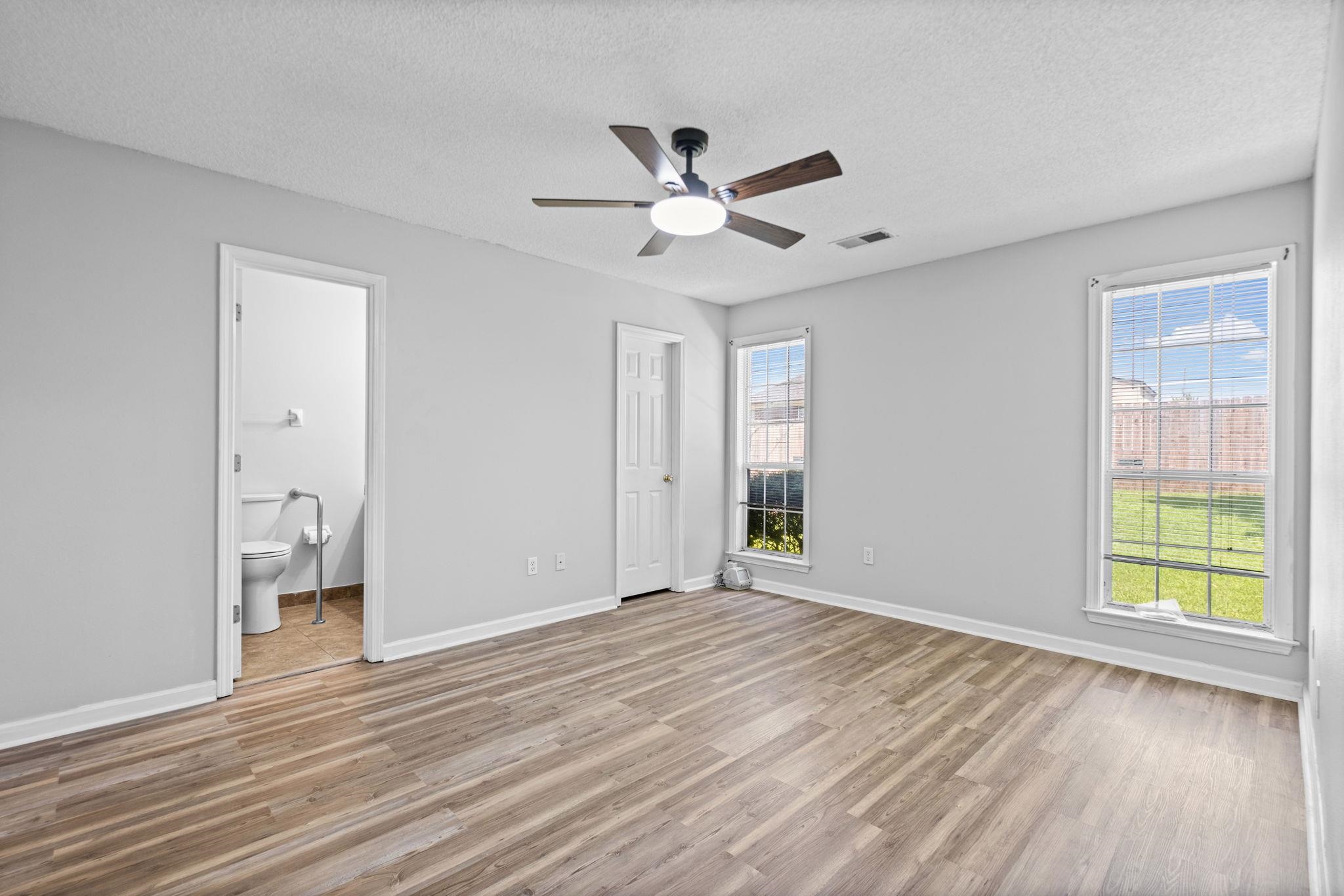 4524 Cedar Leaf Cv Property Photo 13