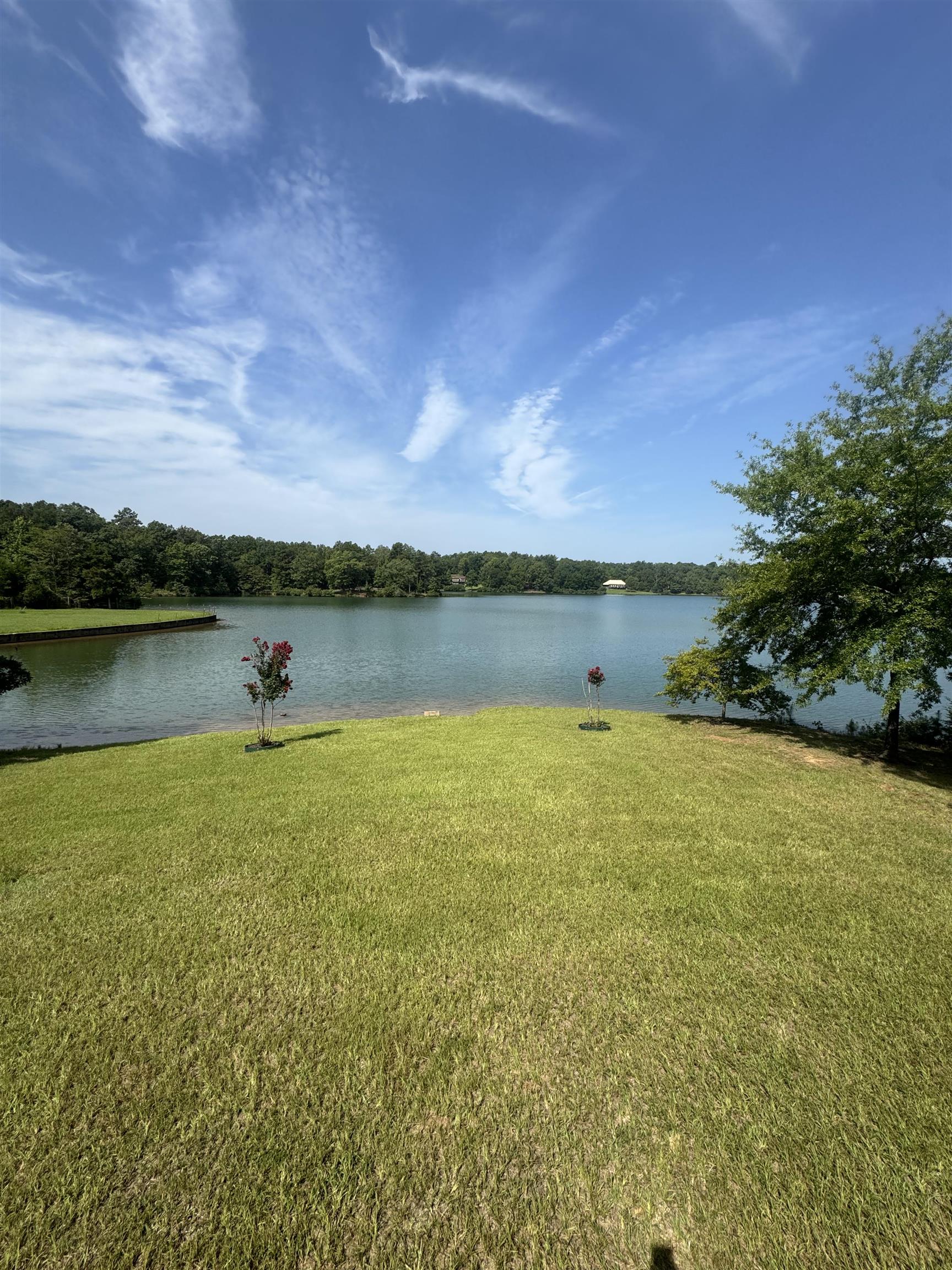 19 Candlewood Dr Property Photo 2