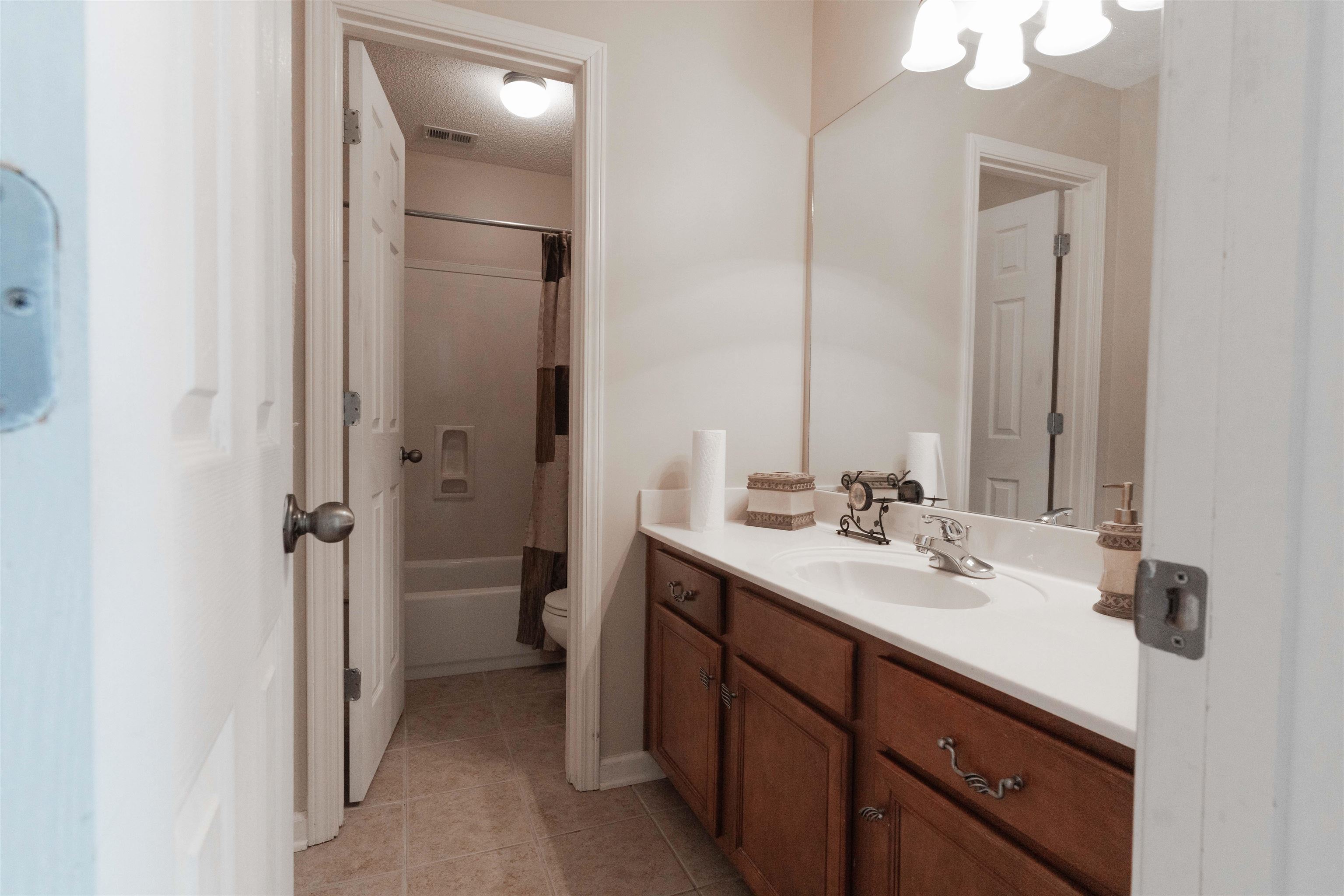 5113 Melissa Woods Dr Property Photo 18