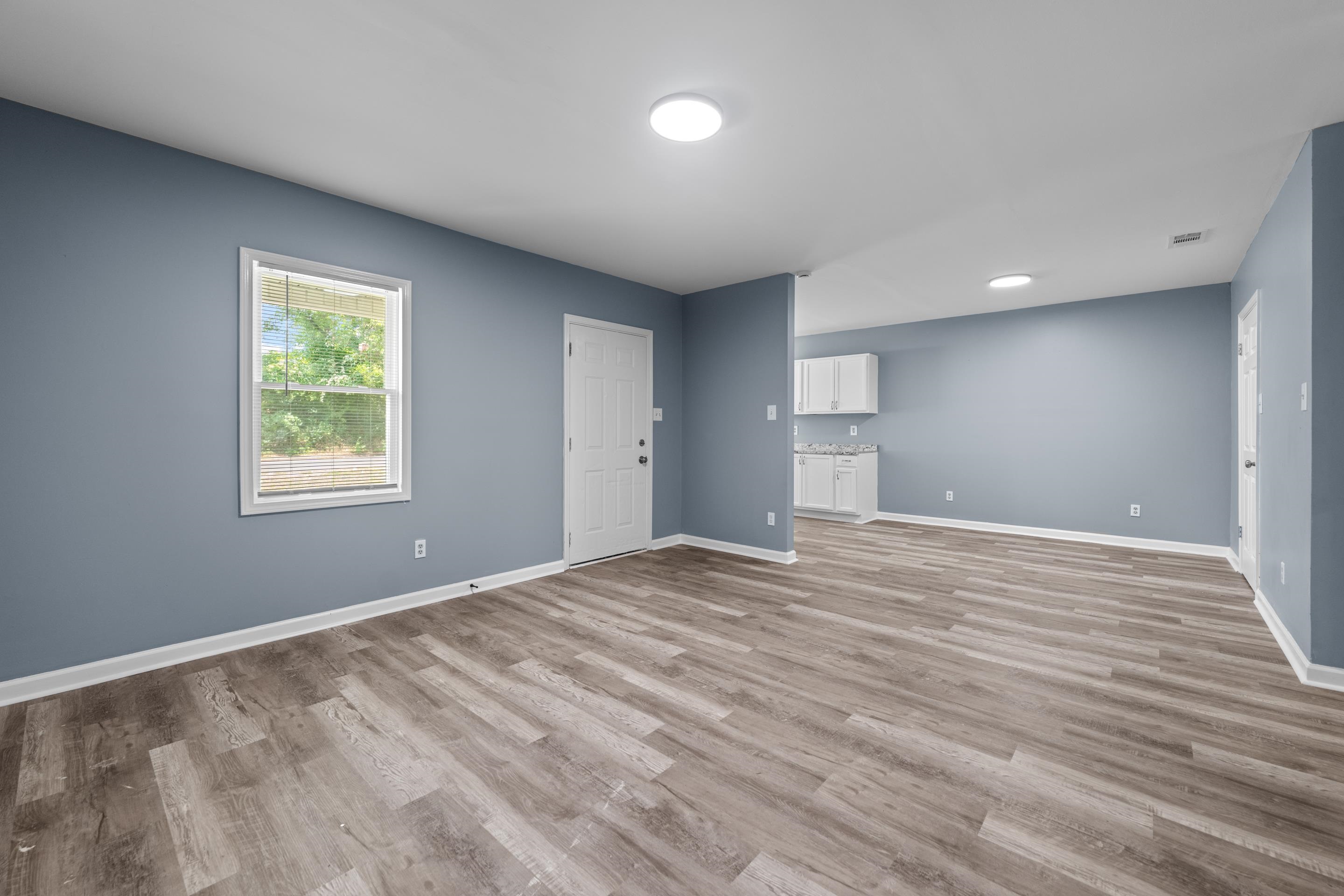 2851 Carnes Ave Property Photo 3