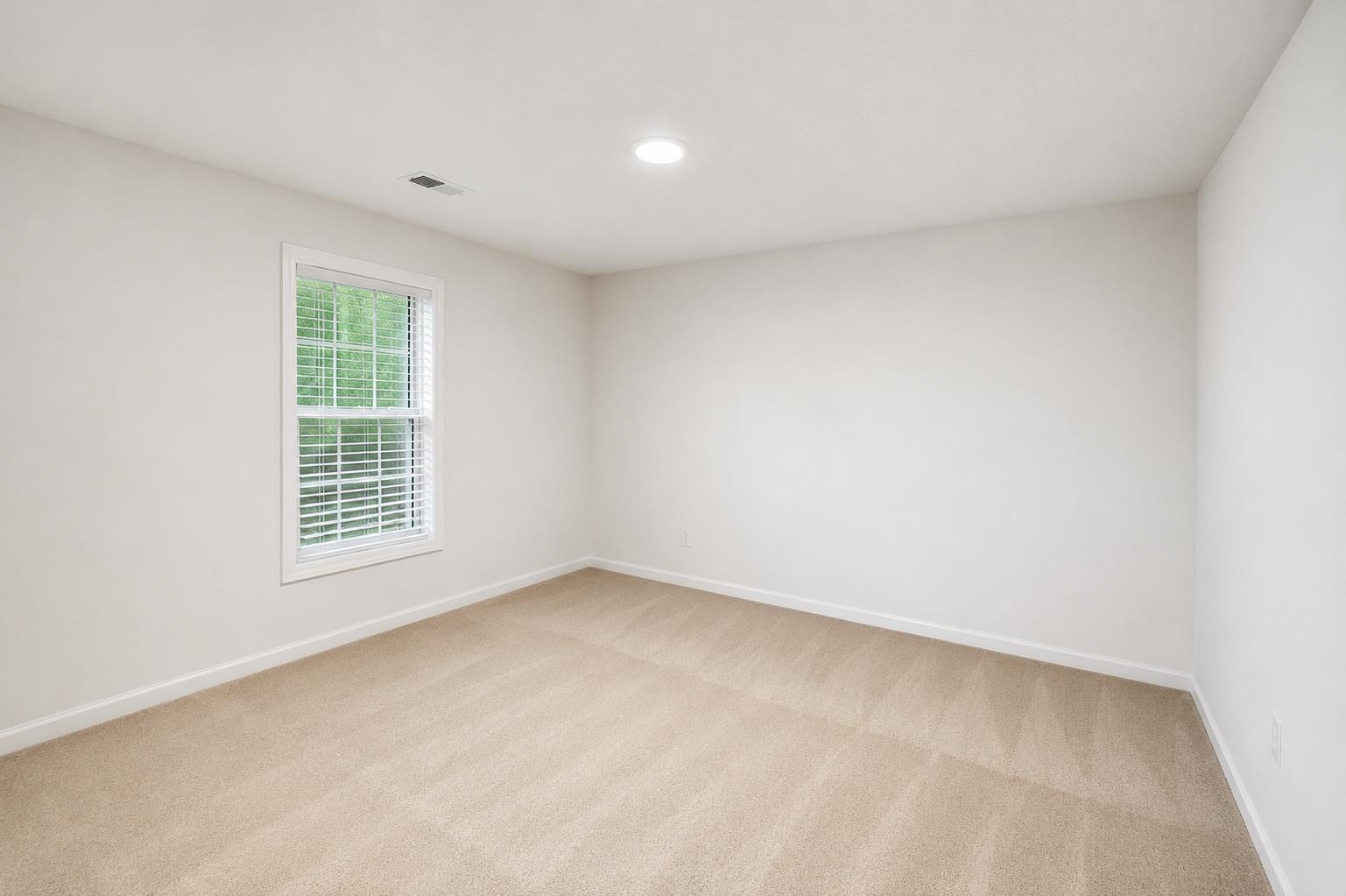 1443 Wood Trail Cir Property Photo 14