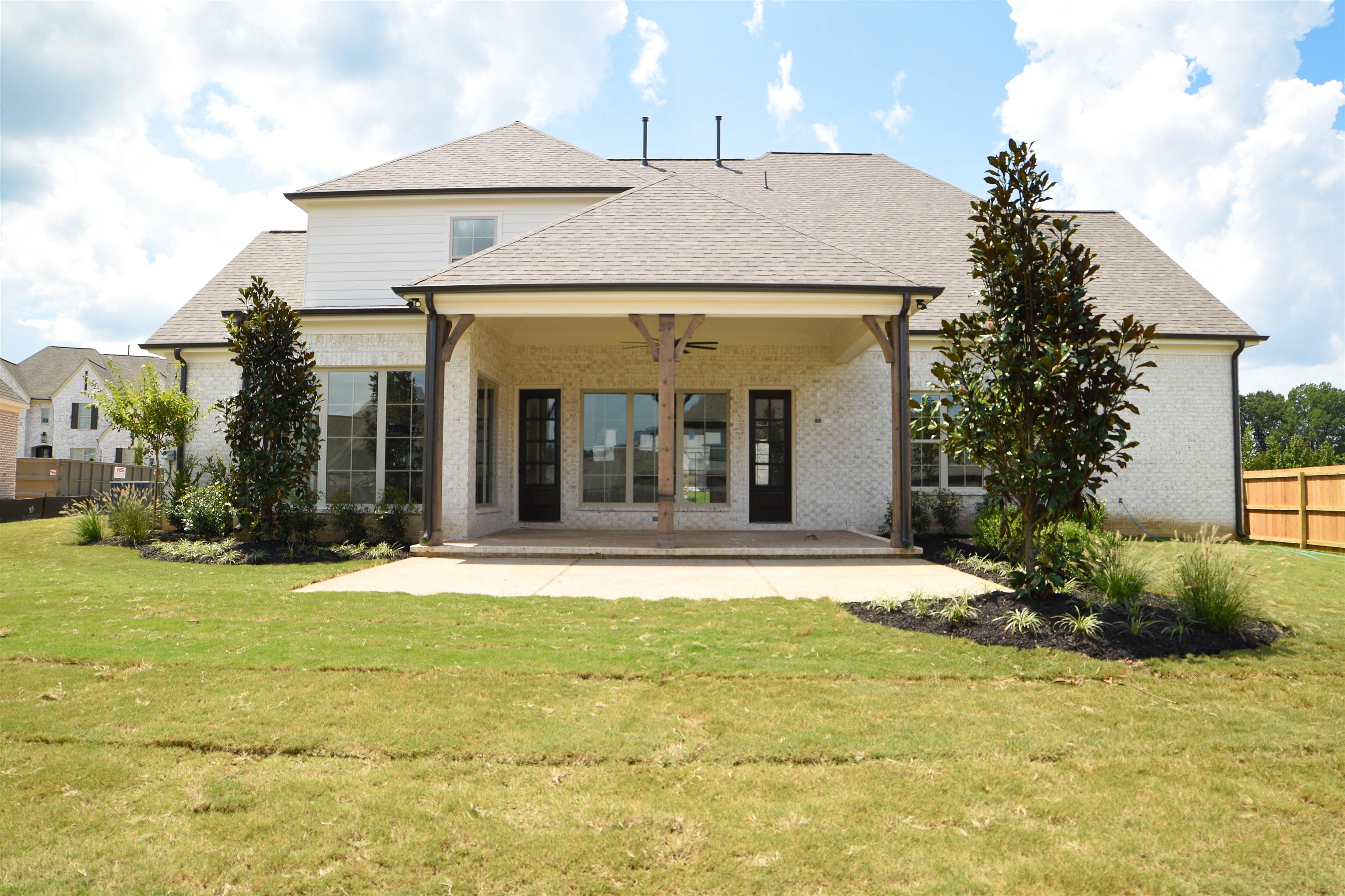 614 Cedar Shadows Cir W Property Photo 16