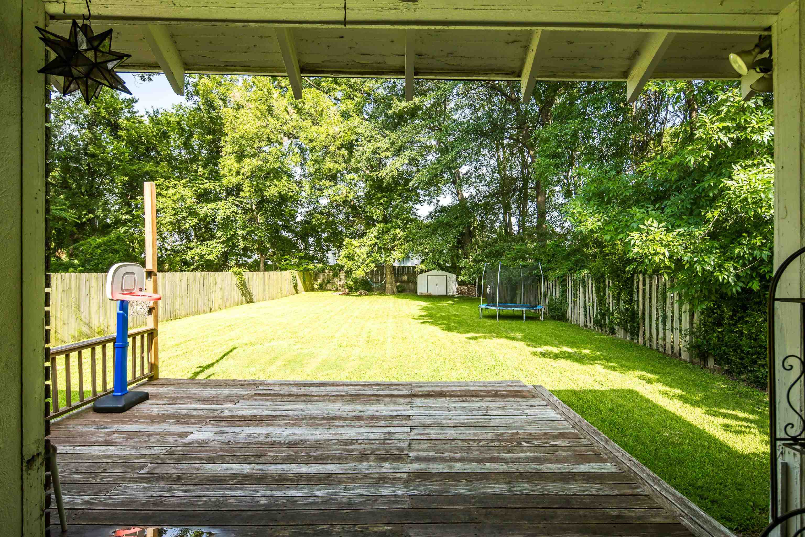 297 N Montgomery St Property Photo 26