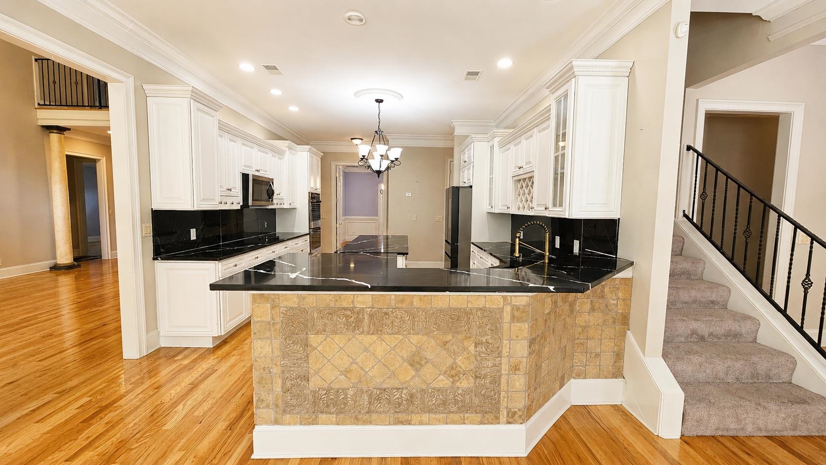 3598 Golf Walk Cir E Property Photo 14