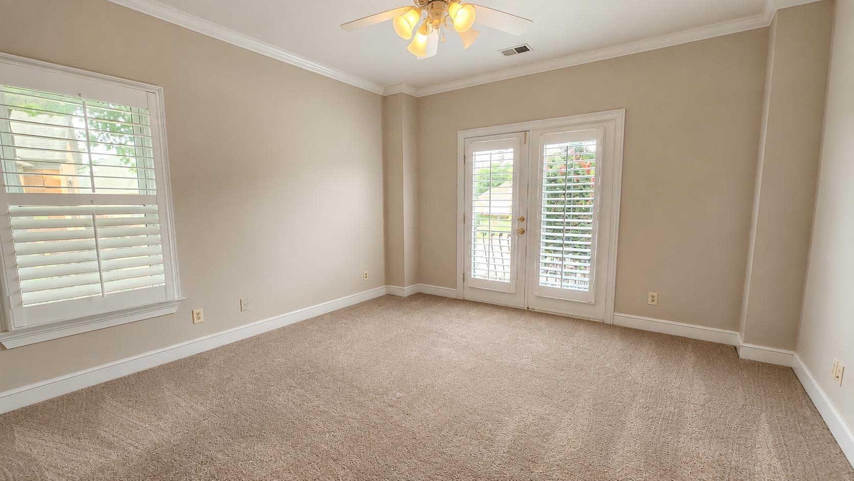 3598 Golf Walk Cir E Property Photo 27