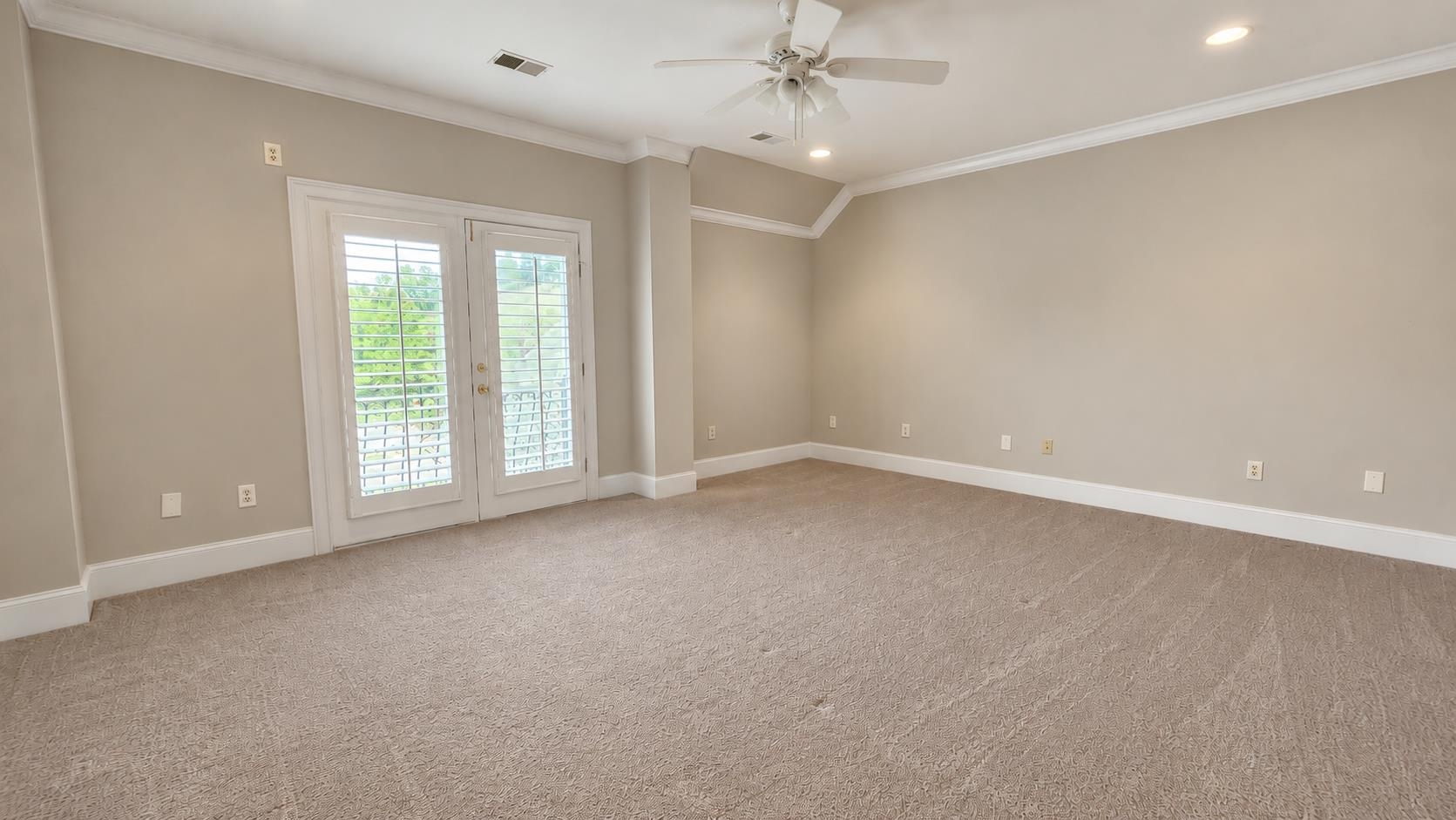 3598 Golf Walk Cir E Property Photo 29