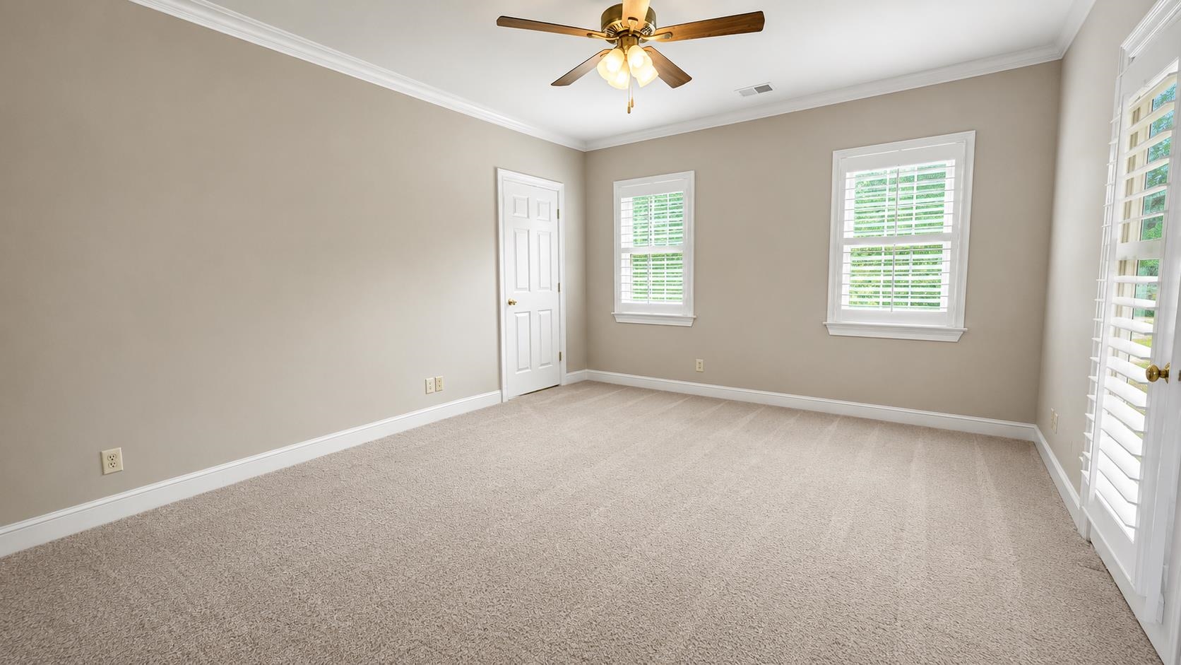 3598 Golf Walk Cir E Property Photo 30