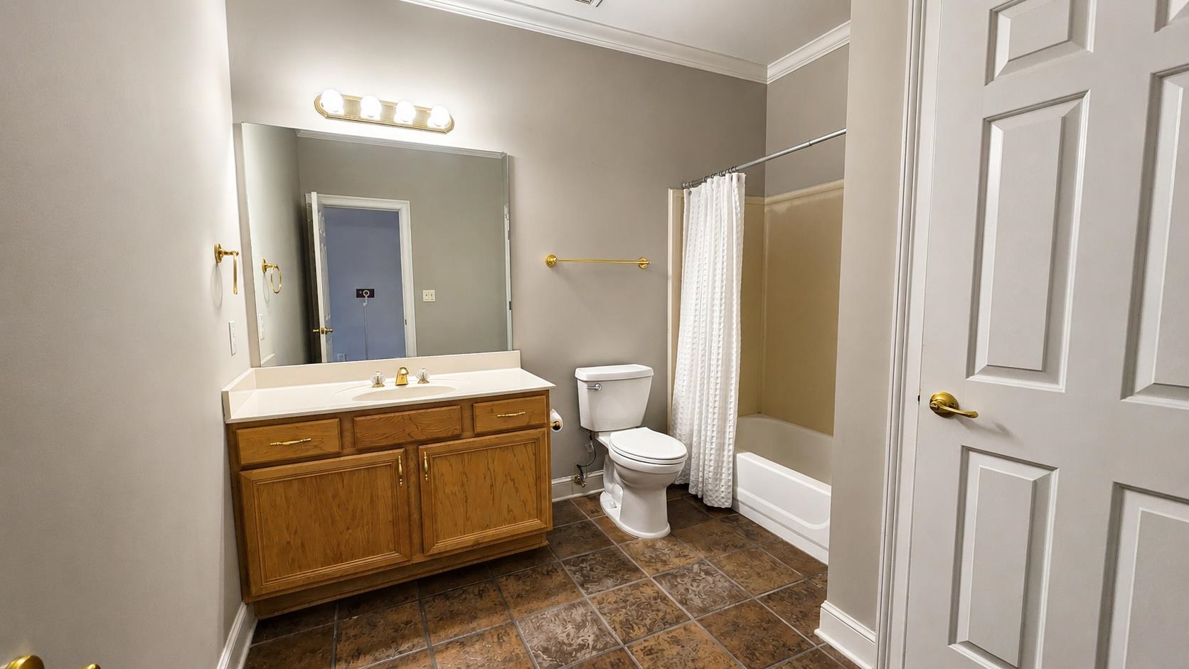 3598 Golf Walk Cir E Property Photo 33