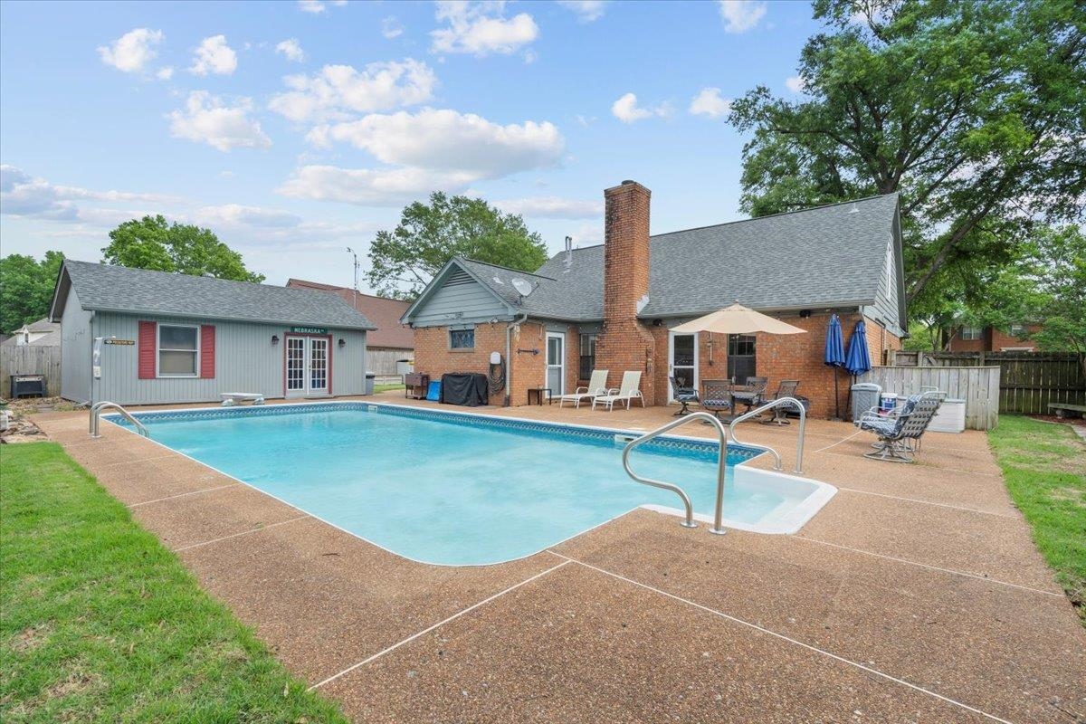 3841 Altruria Rd Property Photo 27