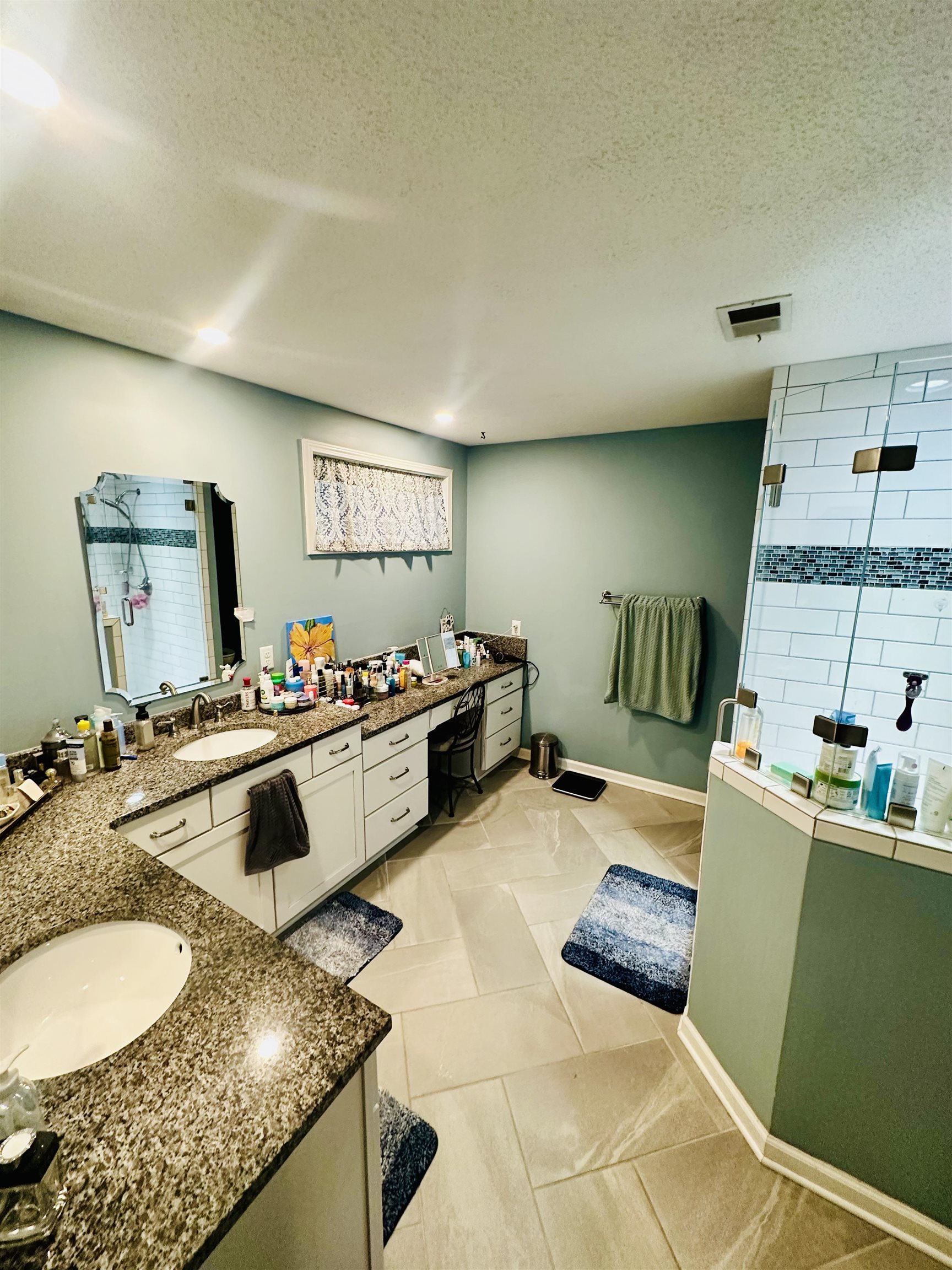 2217 Oak Hollow Ln Property Photo 19