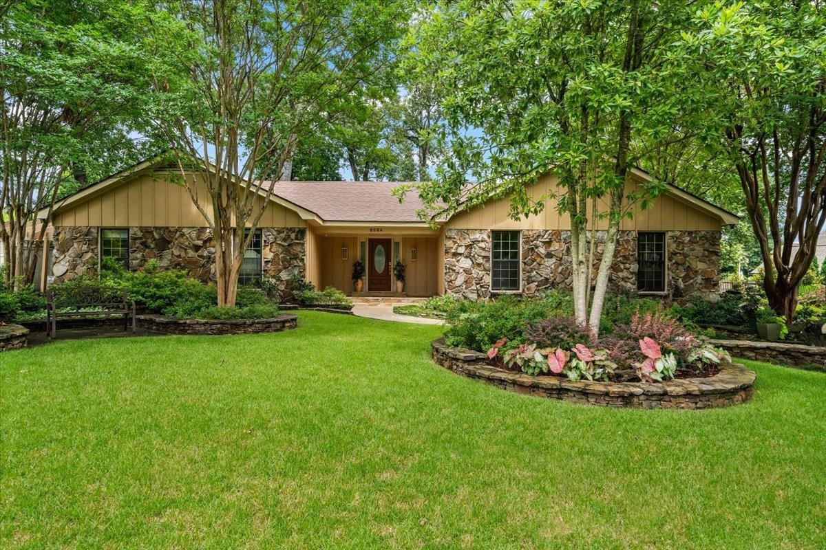 8594 Buckthorn Cv Property Photo 2