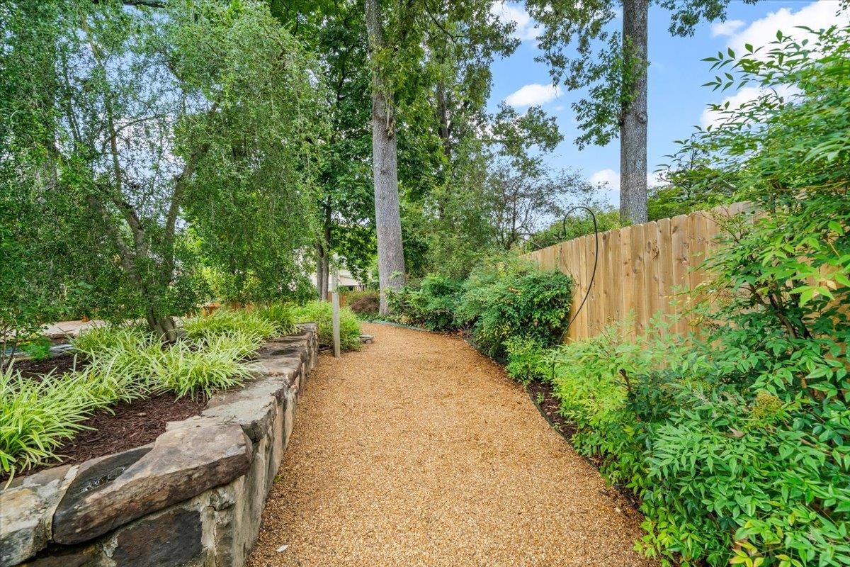 8594 Buckthorn Cv Property Photo 26