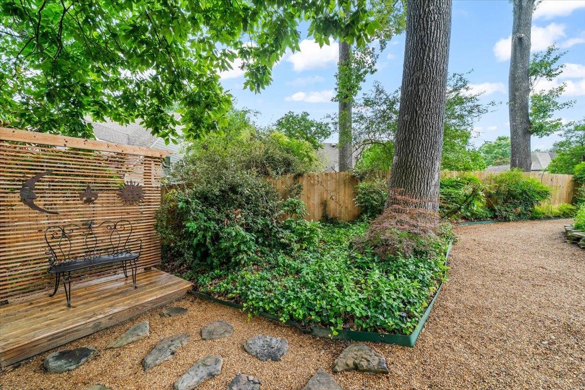 8594 Buckthorn Cv Property Photo 27