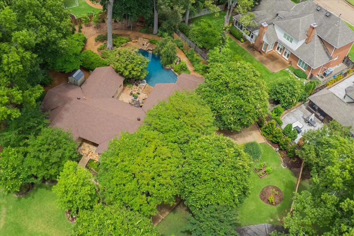 8594 Buckthorn Cv Property Photo 34