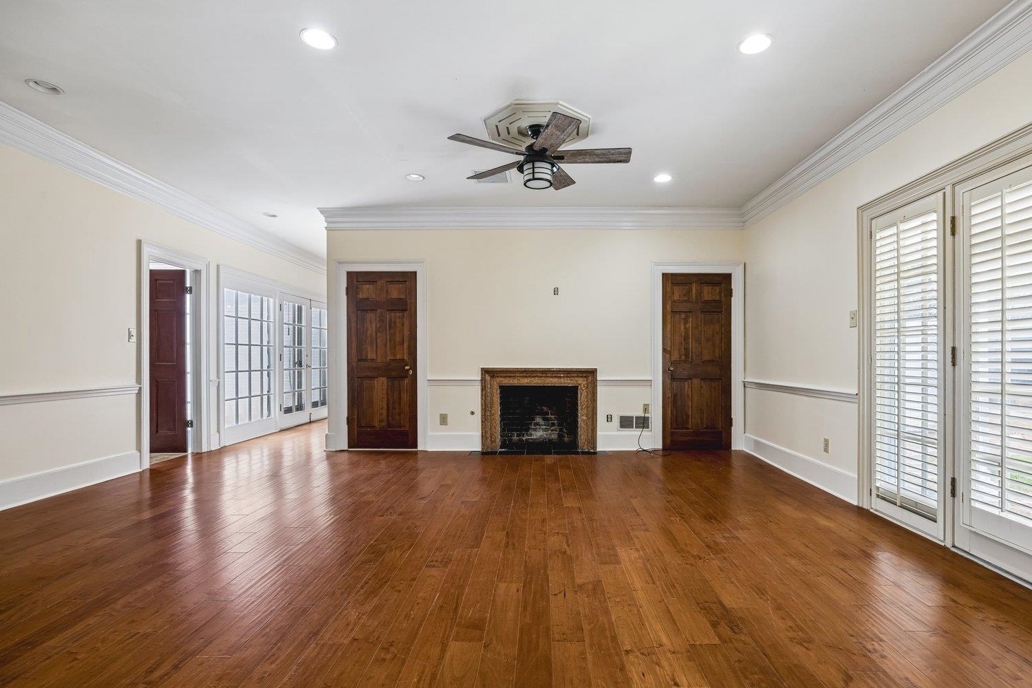 178 S Grove Park Rd Property Photo 4