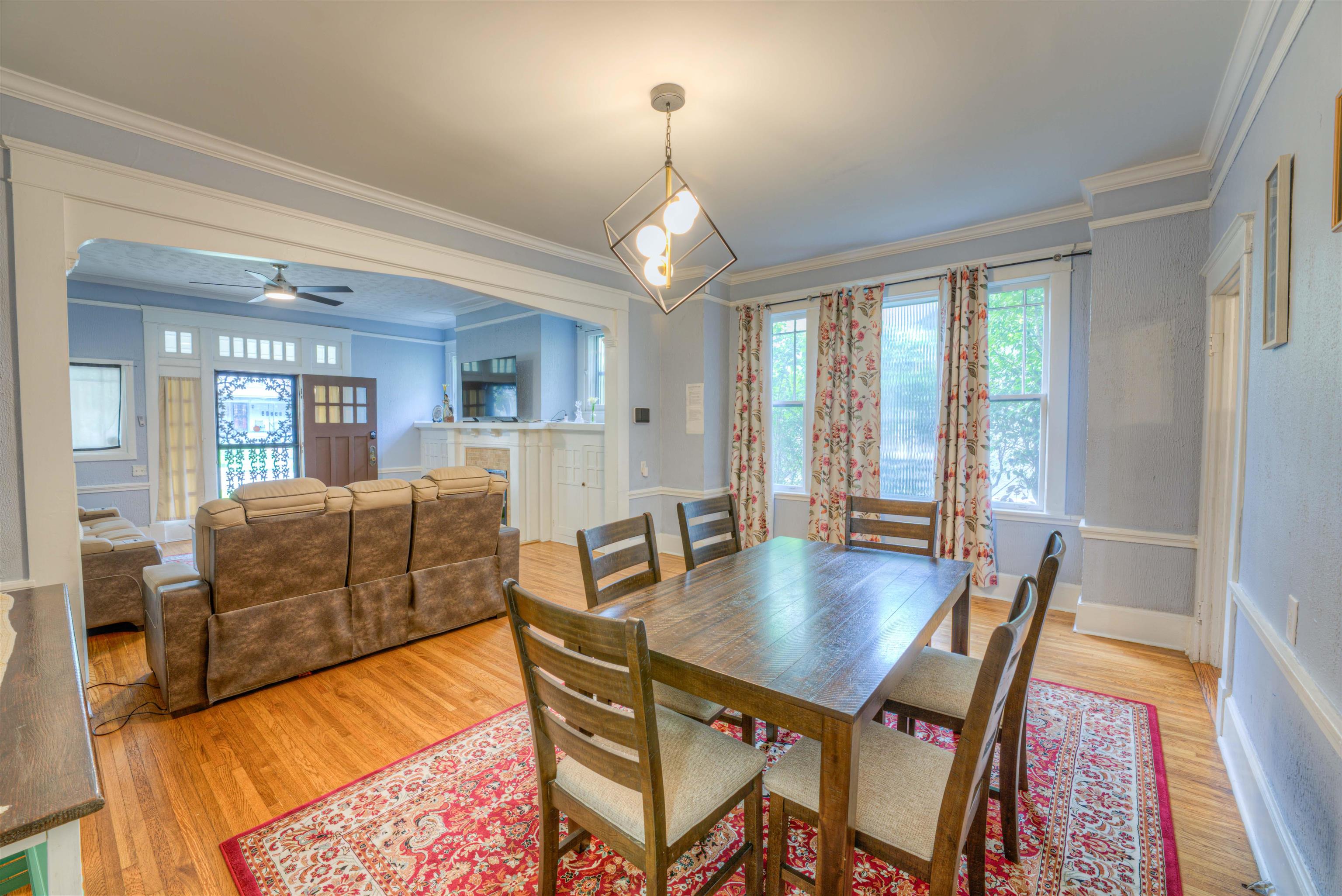 30 S Barksdale St Property Photo 7
