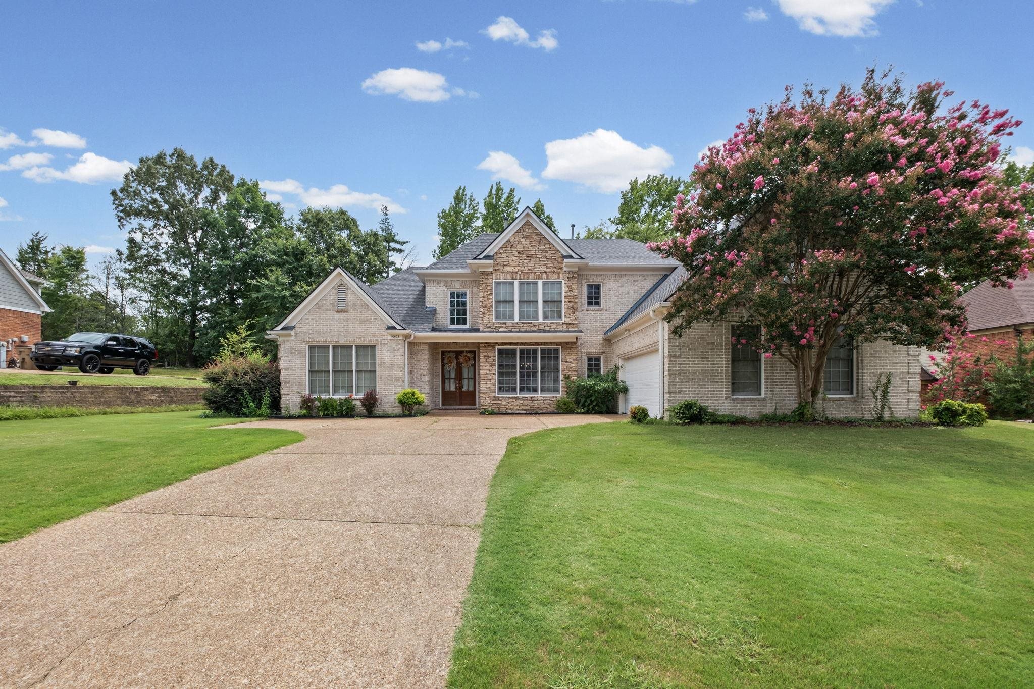10505 Pisgah Forest Ln Property Photo 1
