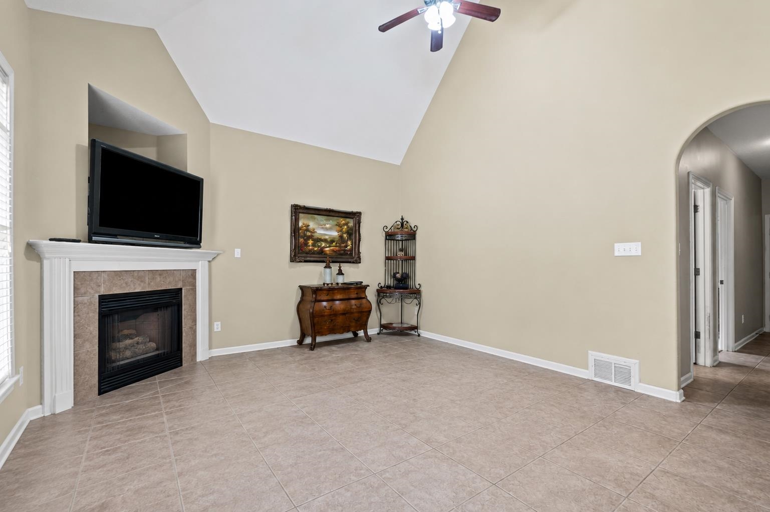 10505 Pisgah Forest Ln Property Photo 6
