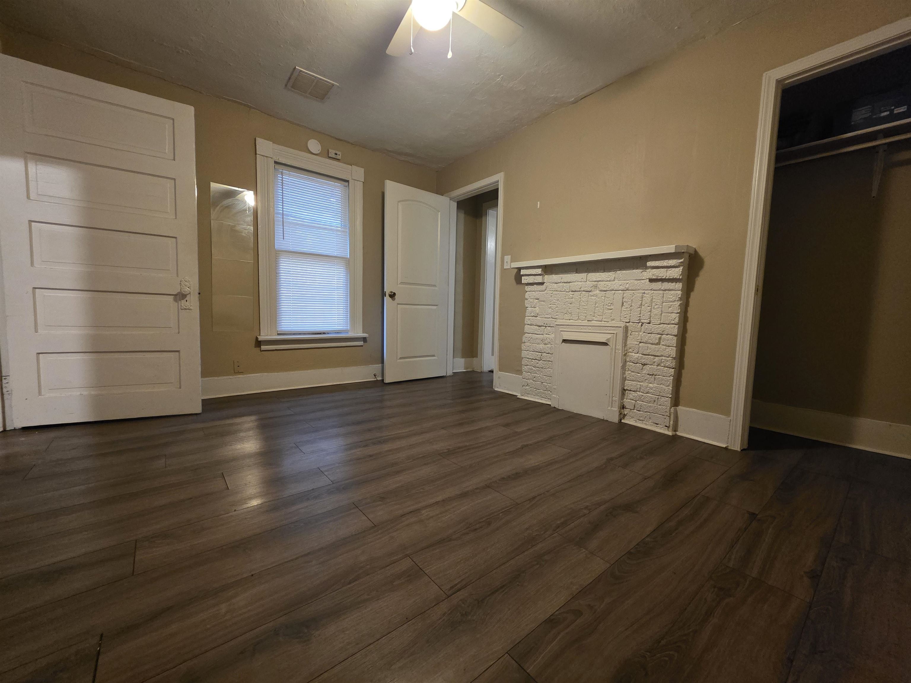 2483 Harvard Ave Property Photo 5