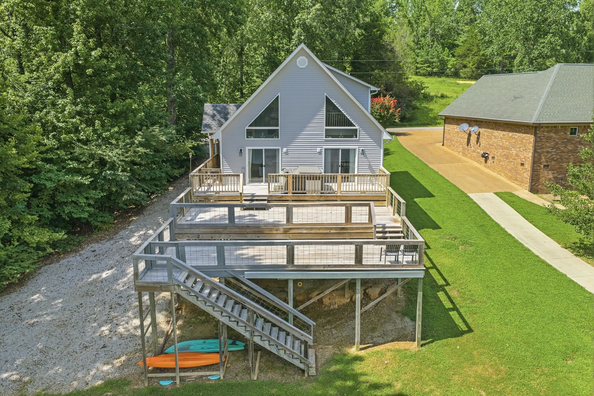 247 Featherfoot Parkway Loop Property Photo 3