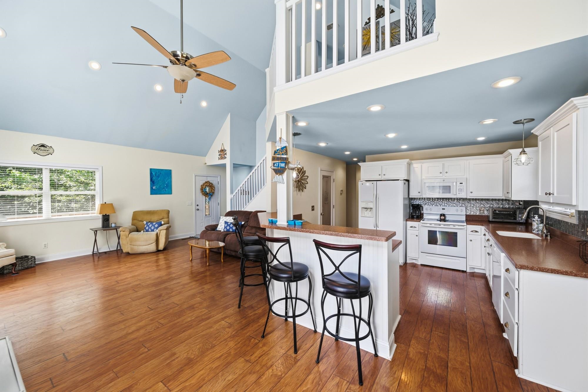 247 Featherfoot Parkway Loop Property Photo 11