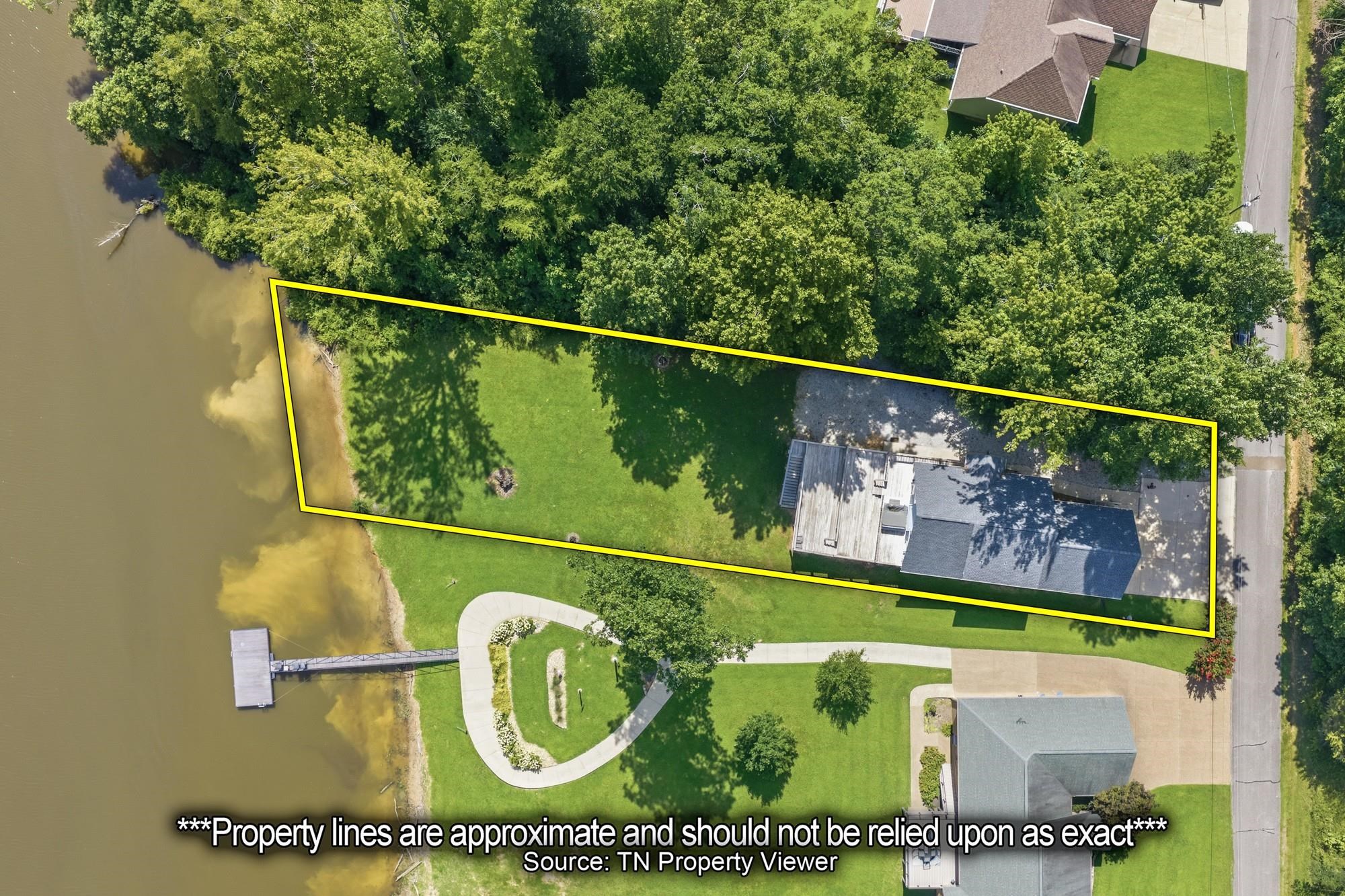 247 Featherfoot Parkway Loop Property Photo 35
