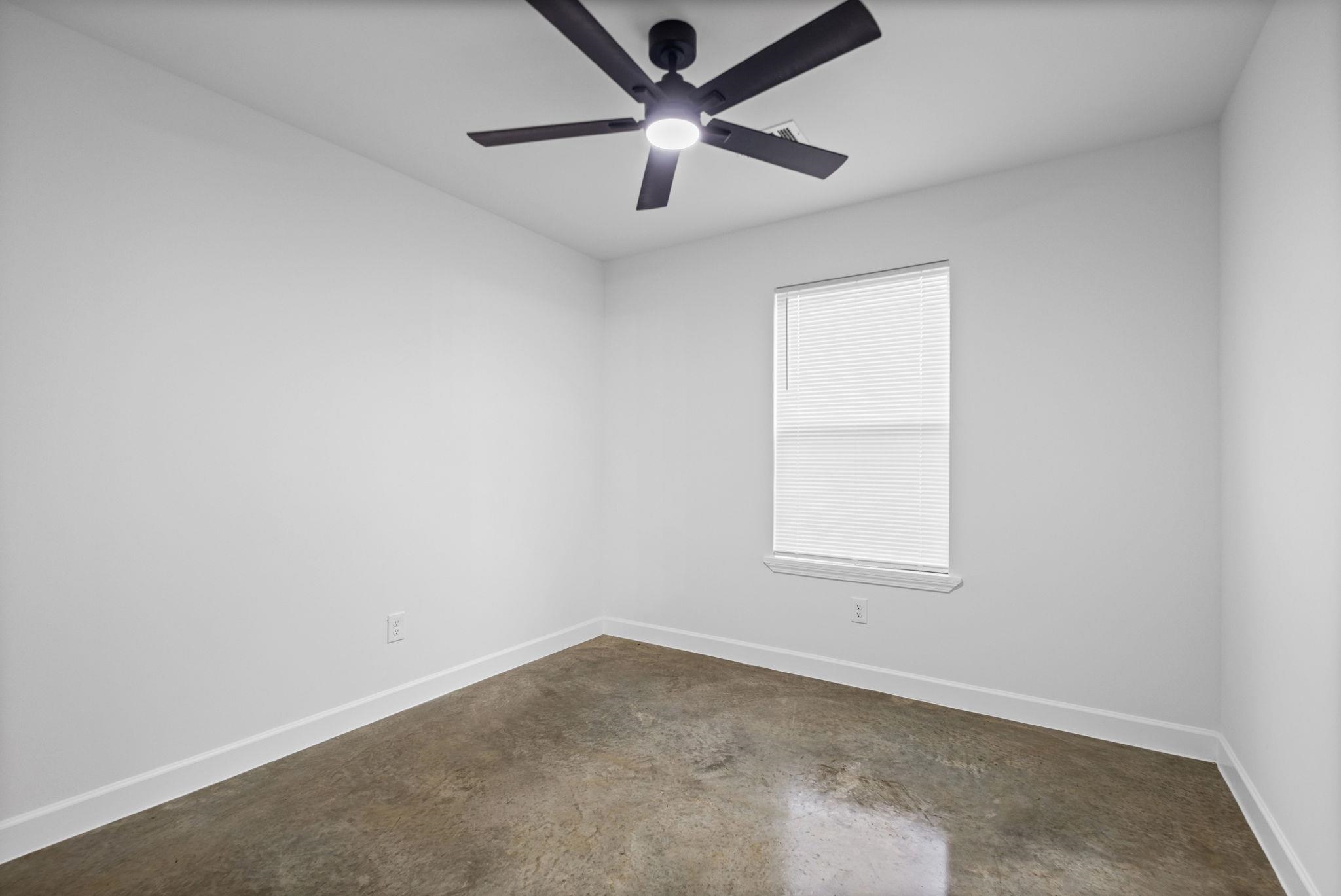 2247 Alameda Ave Property Photo 16