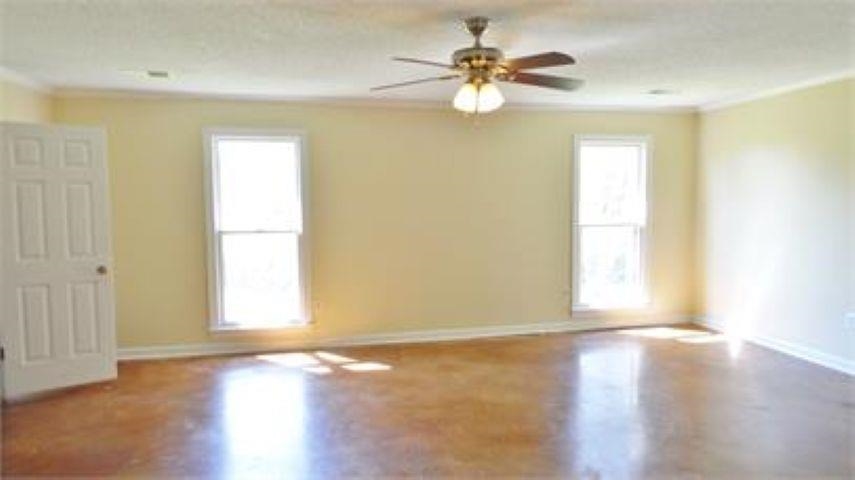2868 N Hampton Court Rd Property Photo 6