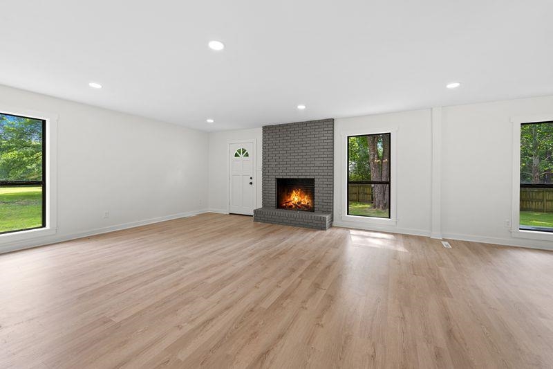 4076 Oak Road Rd Property Photo 10