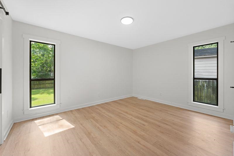 4076 Oak Road Rd Property Photo 25