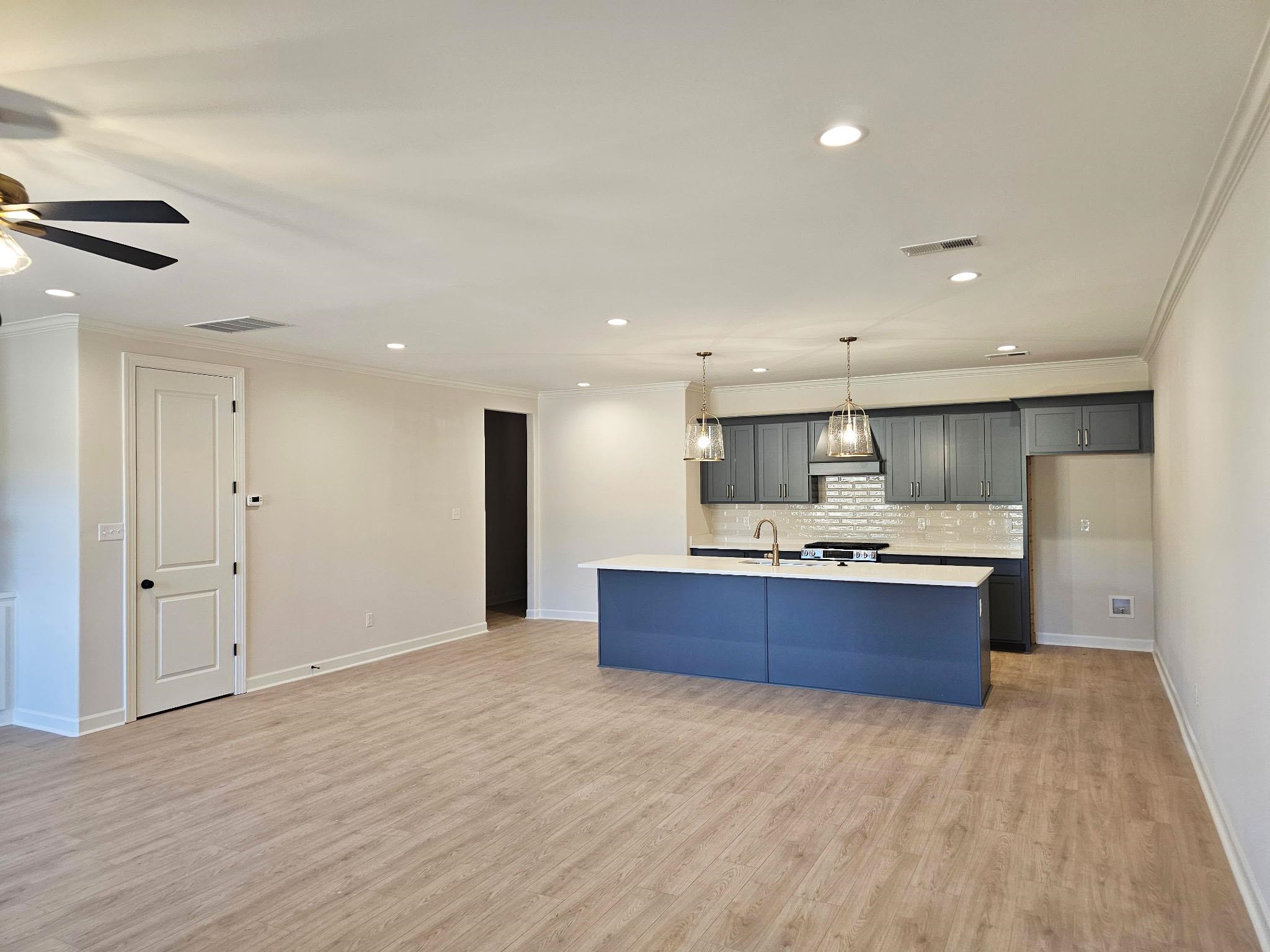 12112 Providence Homes Ln Property Photo 3