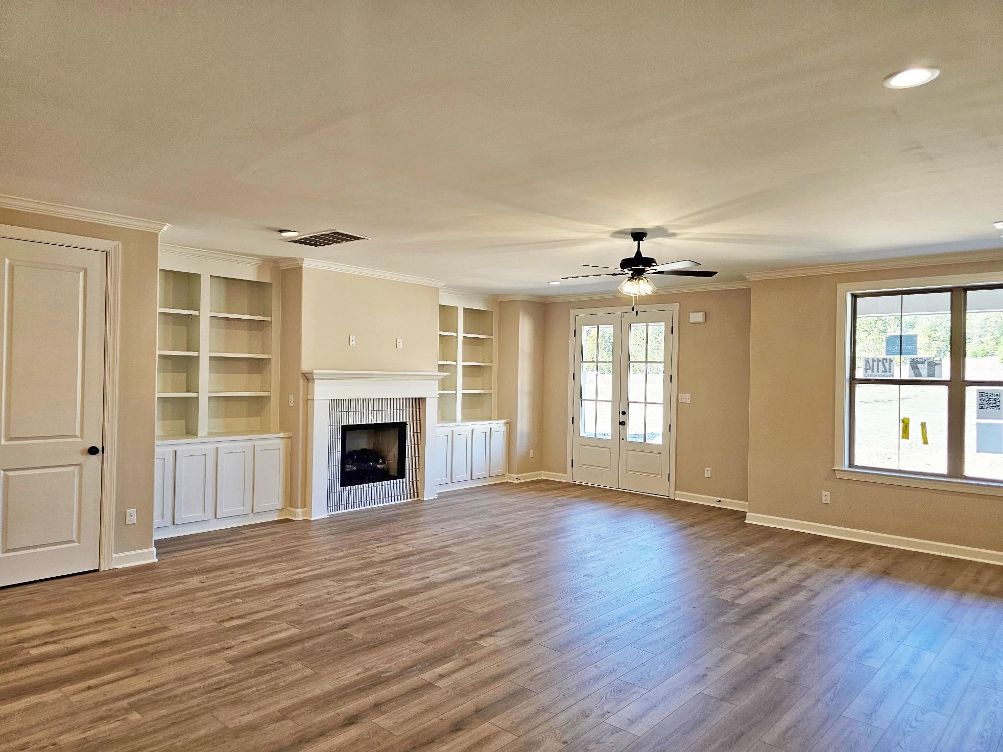12114 Providence Homes Ln Property Photo 5