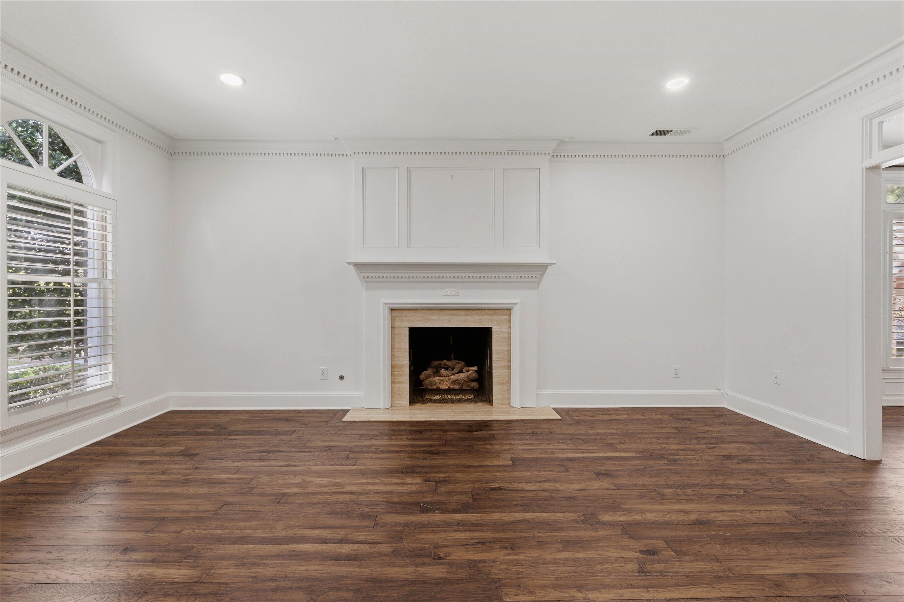3308 Gallery Dr Property Photo 8