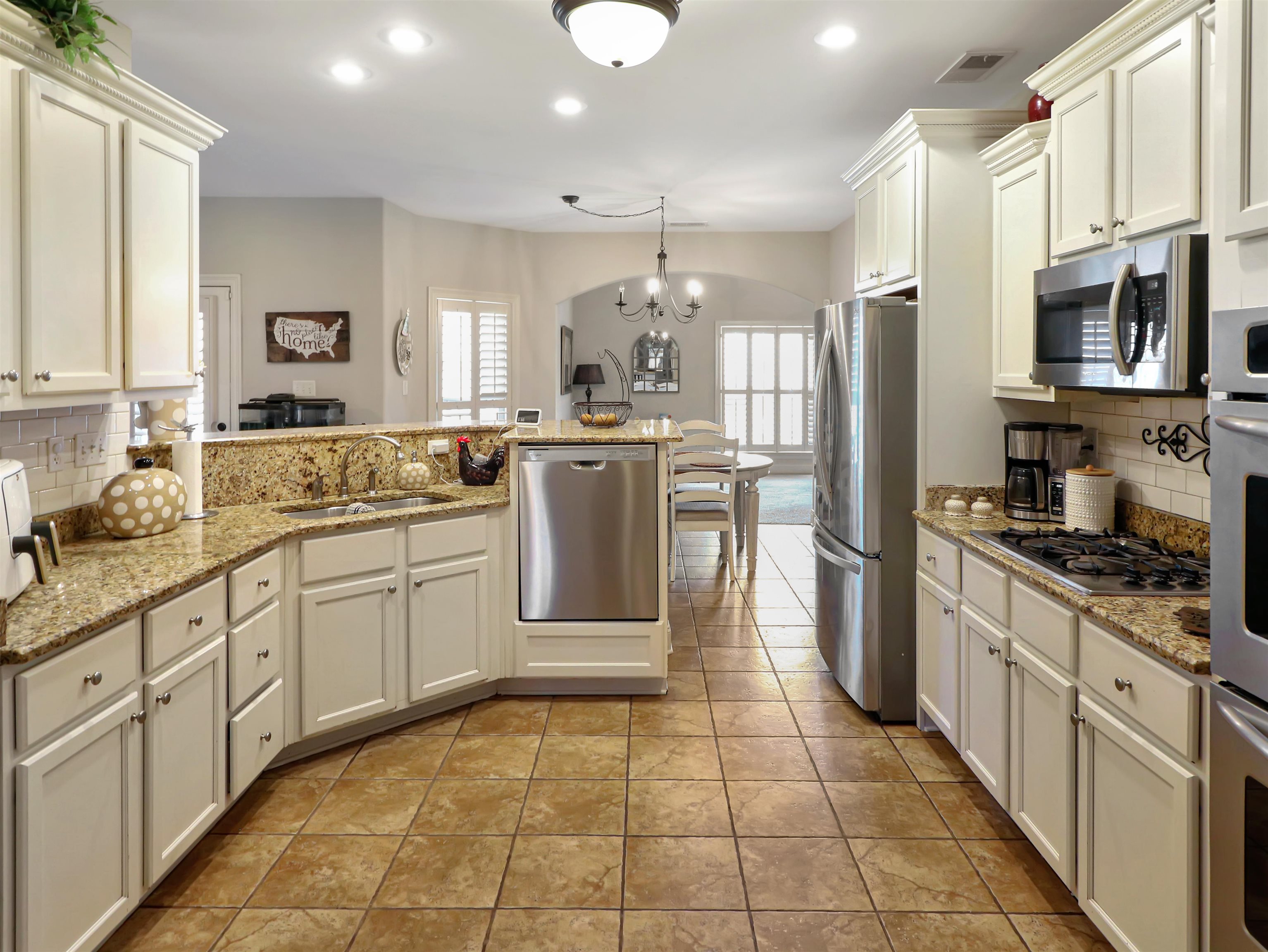 8759 Brunswick Forest Cir S Property Photo 8