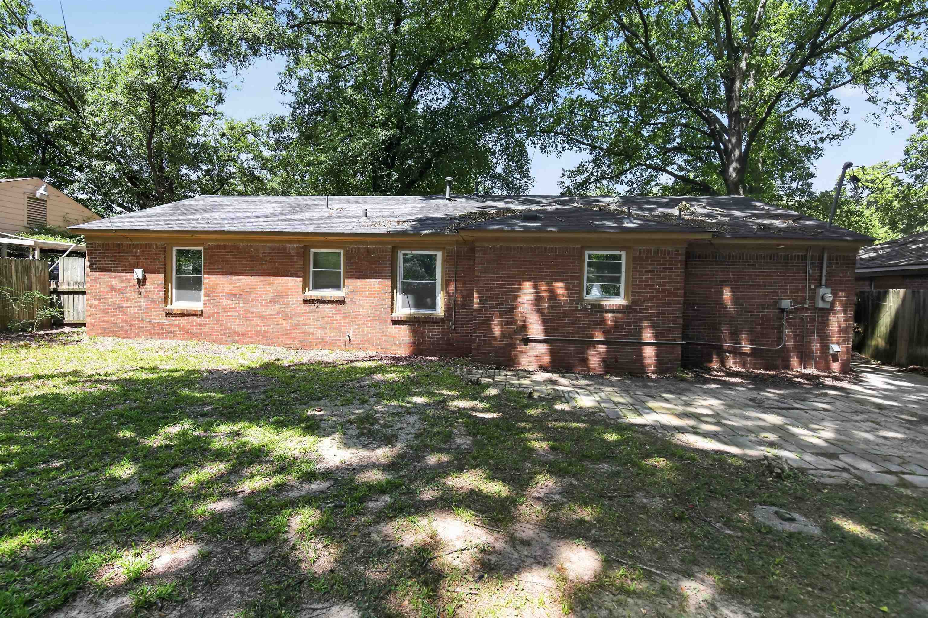 1548 S Perkins Rd Property Photo 5
