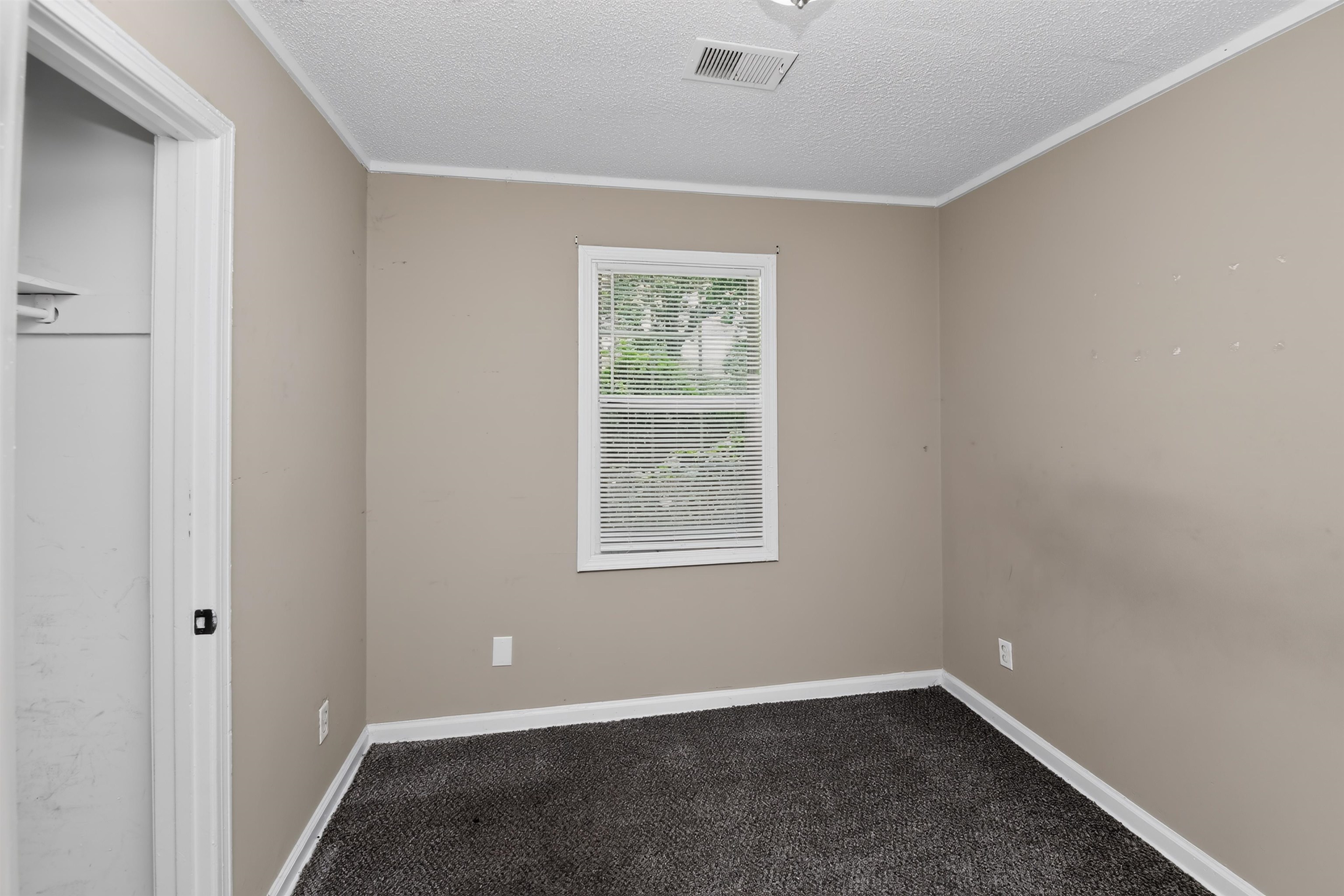 882 Leacrest Ave Property Photo 14