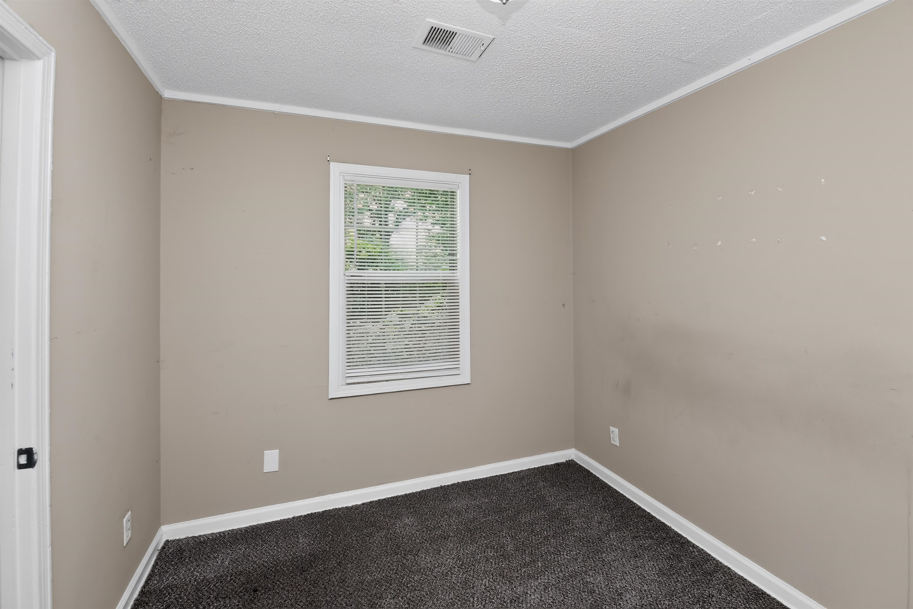 882 Leacrest Ave Property Photo 15