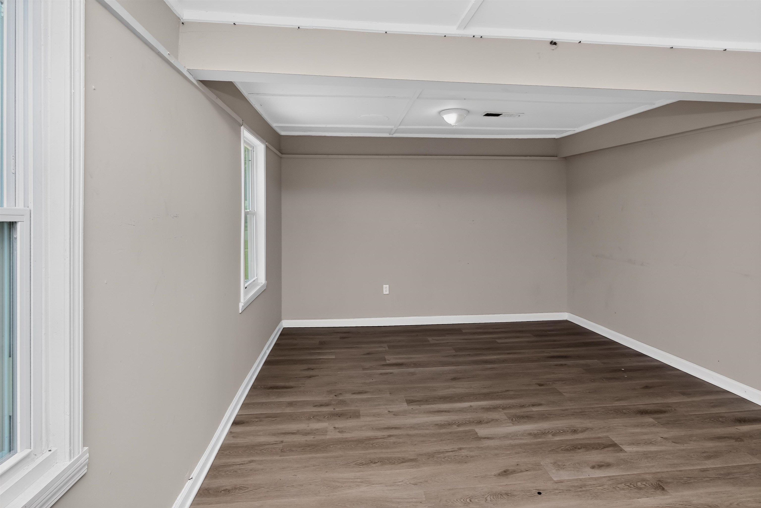 882 Leacrest Ave Property Photo 30