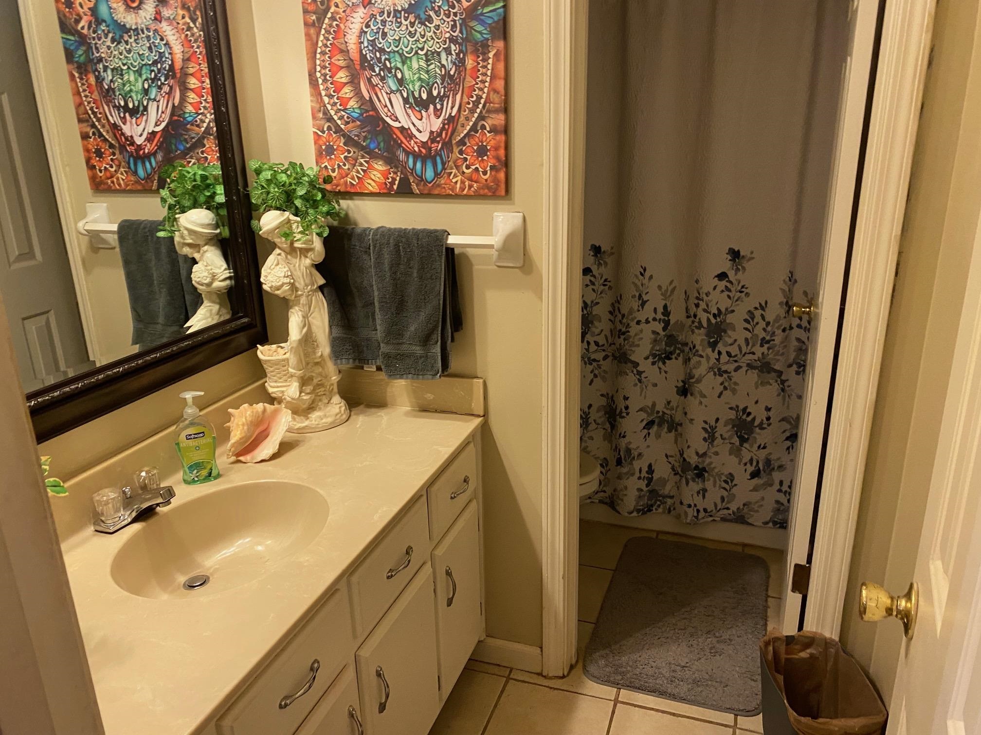 7264 Gail Dr E Property Photo 7