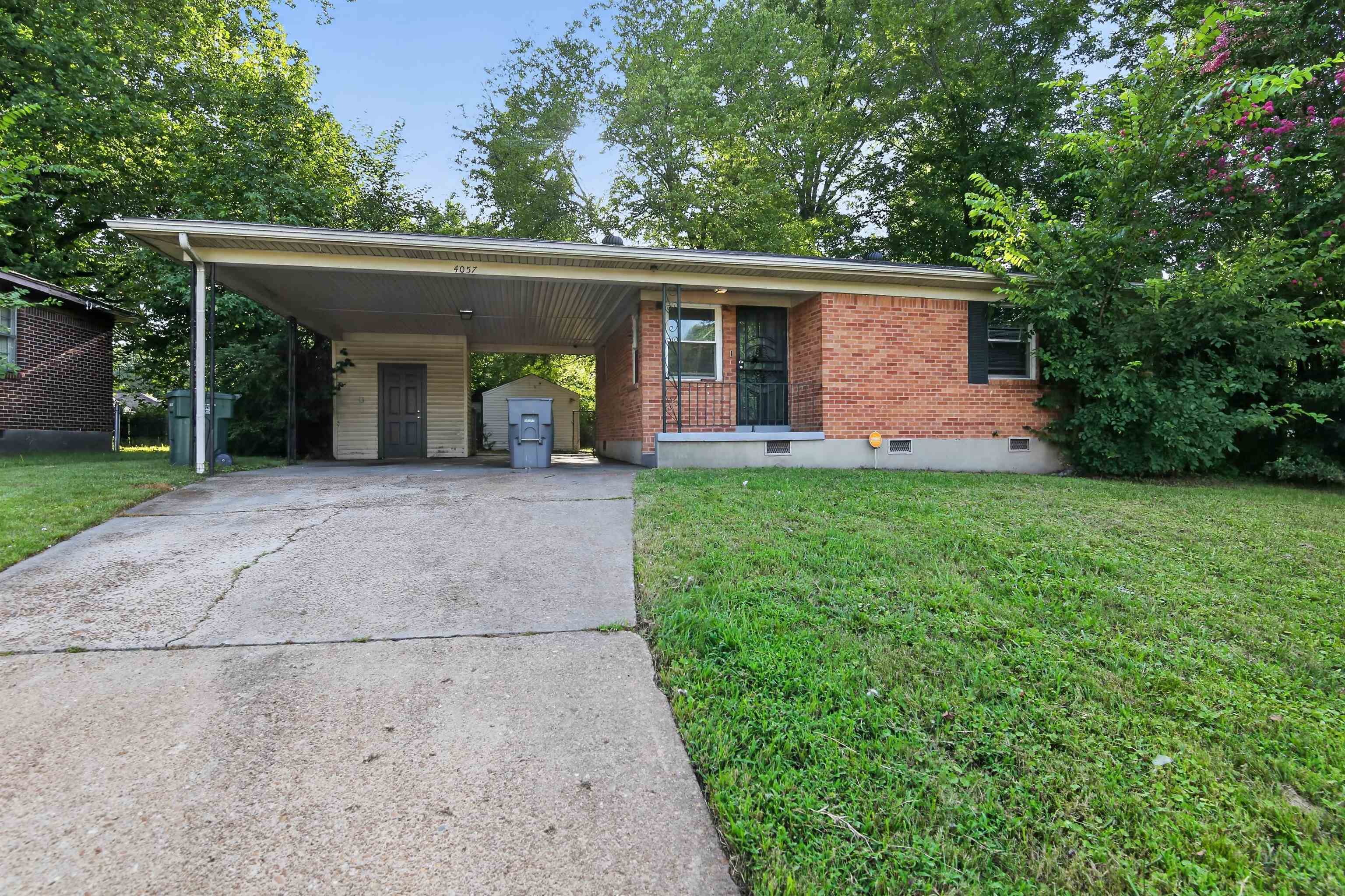 4057 ARGONNE ST Property Photo 1