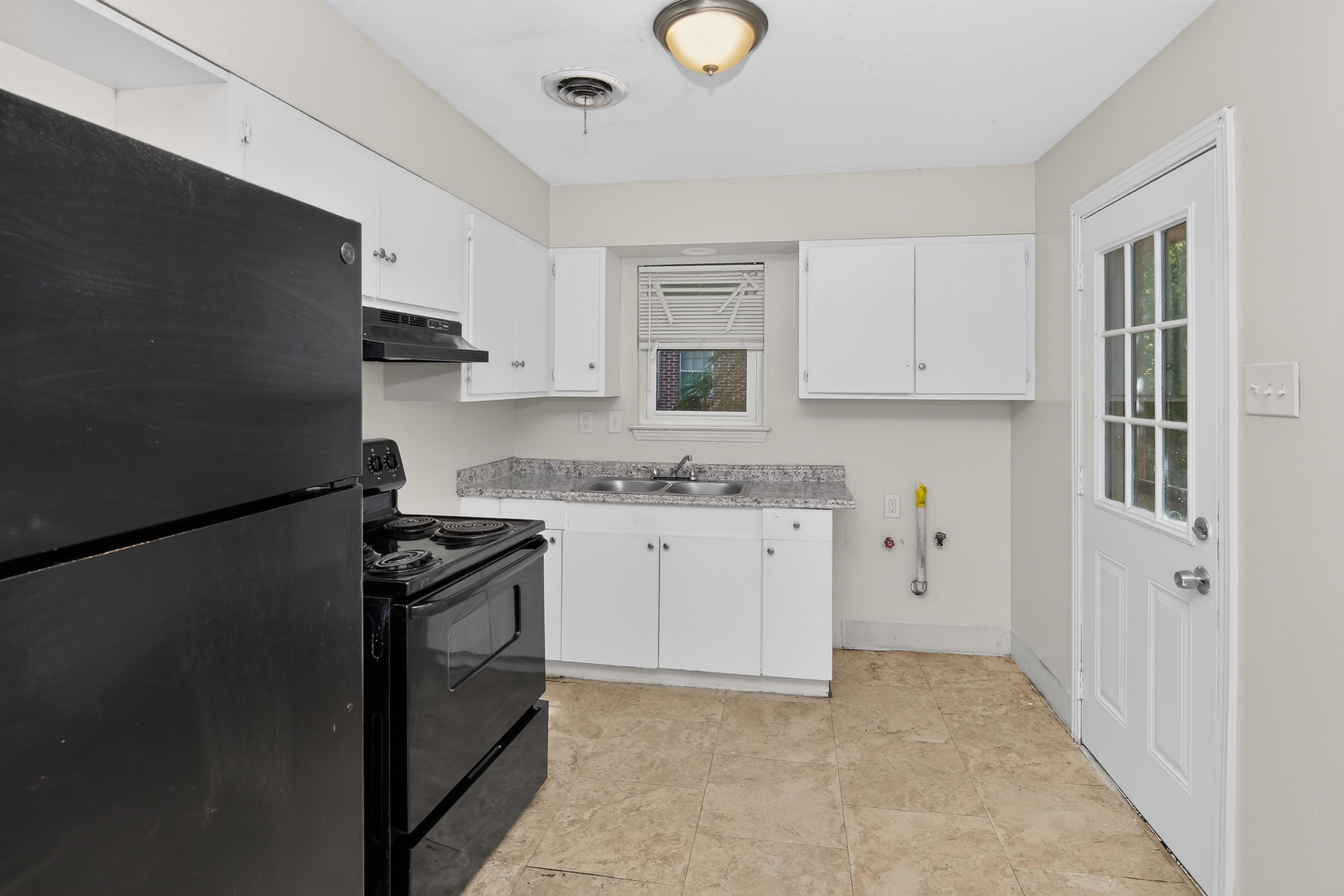 4057 Argonne St Property Photo 7