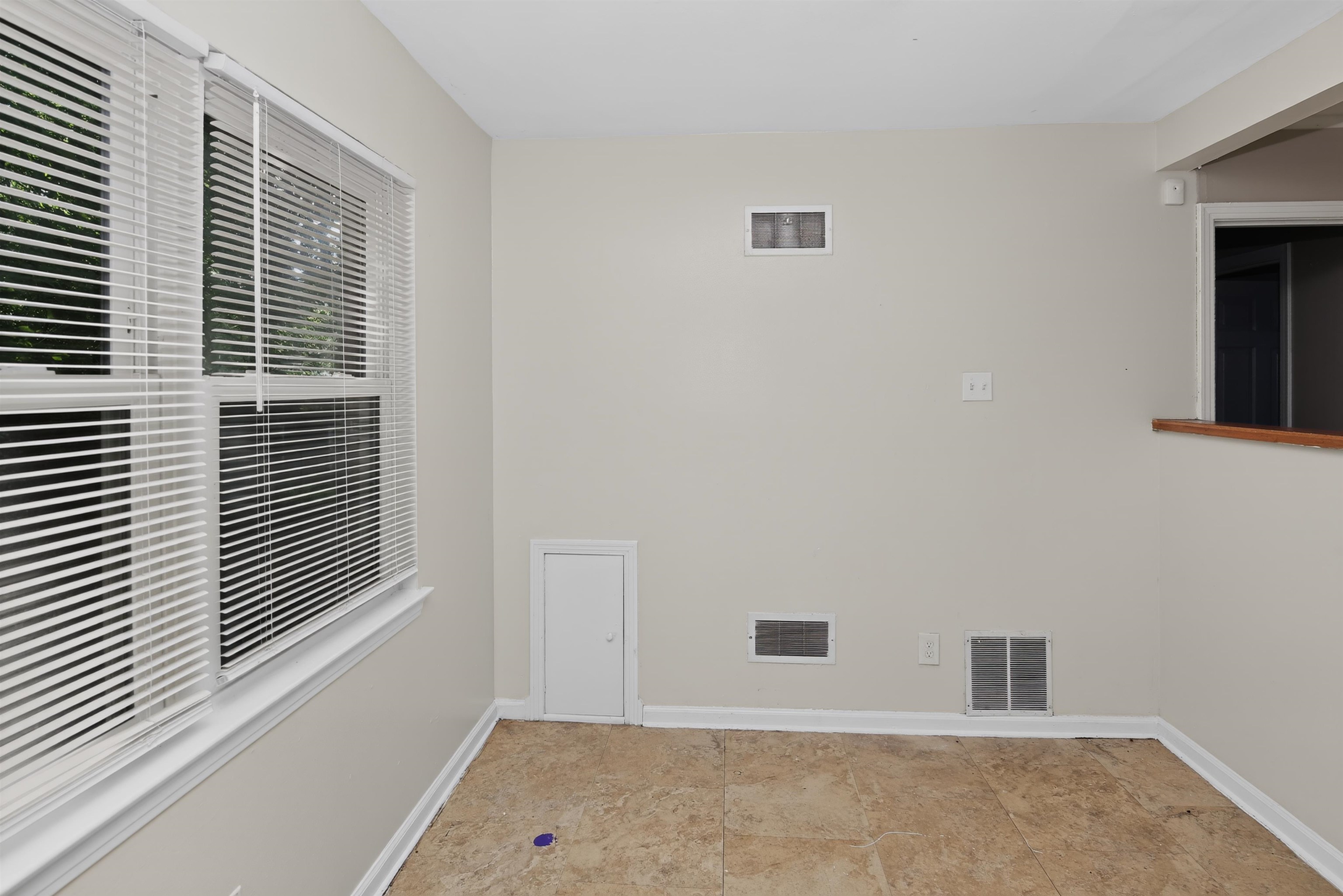 4057 Argonne St Property Photo 8